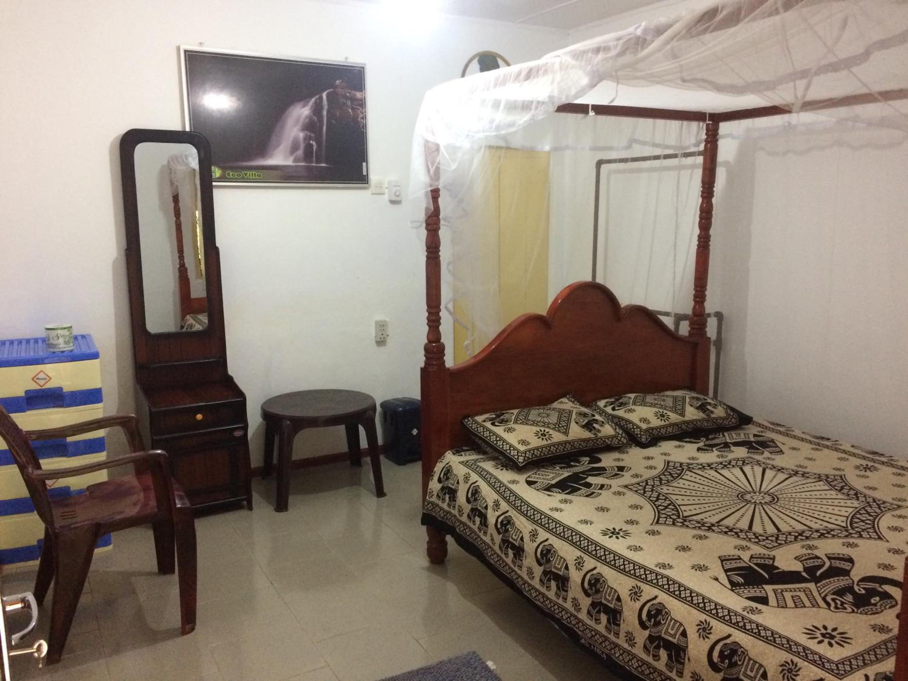 Budget Double Room photo 1
