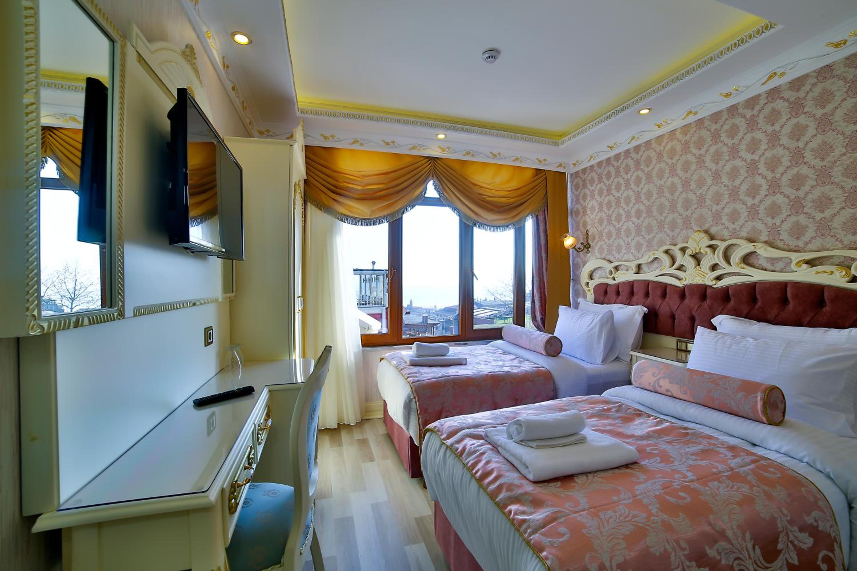 Standard Double or Twin Room with Sea View photo 1