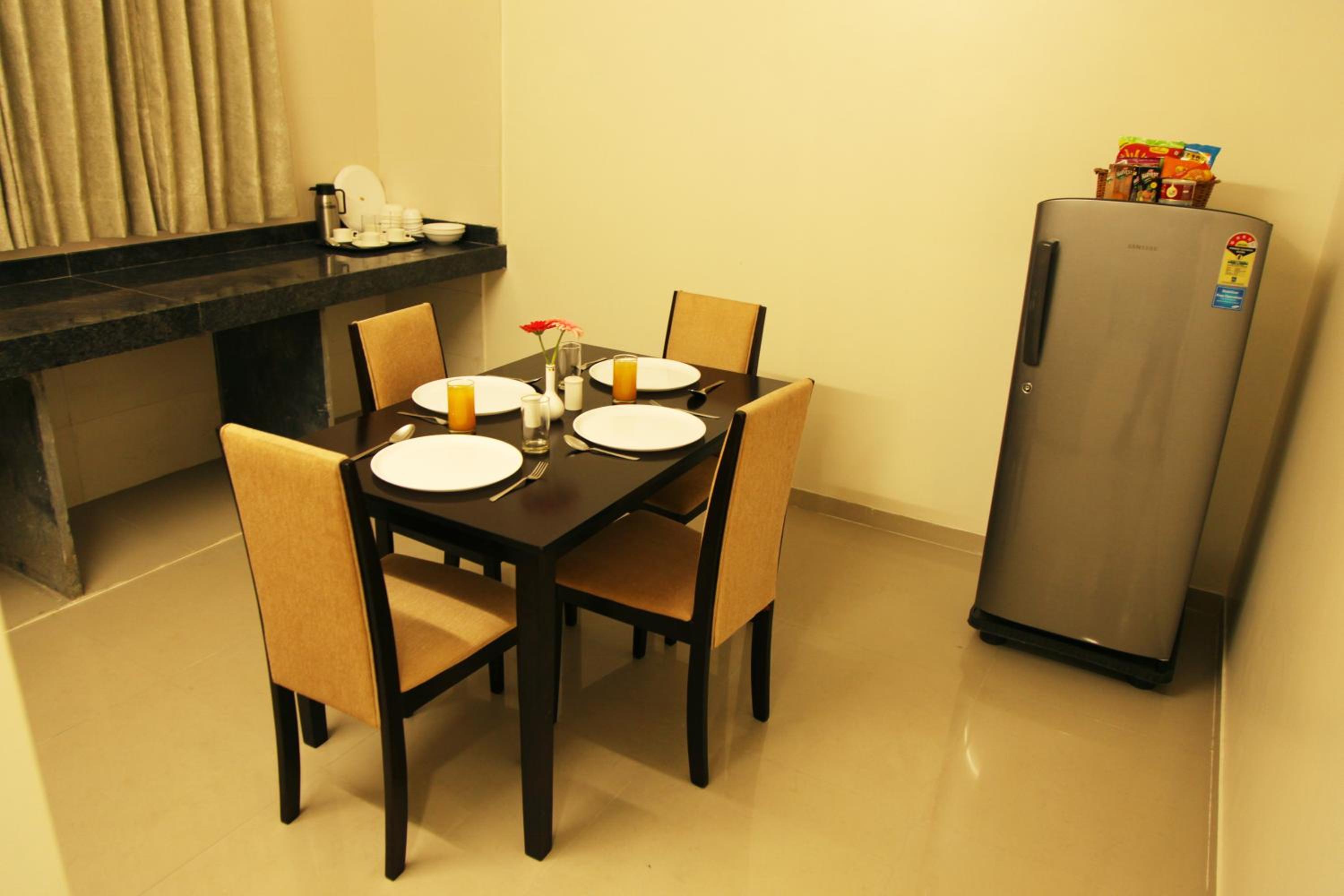 Two-Bedroom Apartment - Photo 5