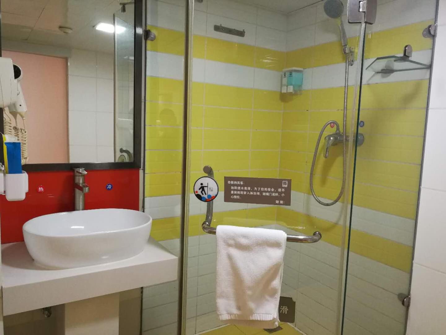 Mainland Chinese Citizens - Deluxe King Room