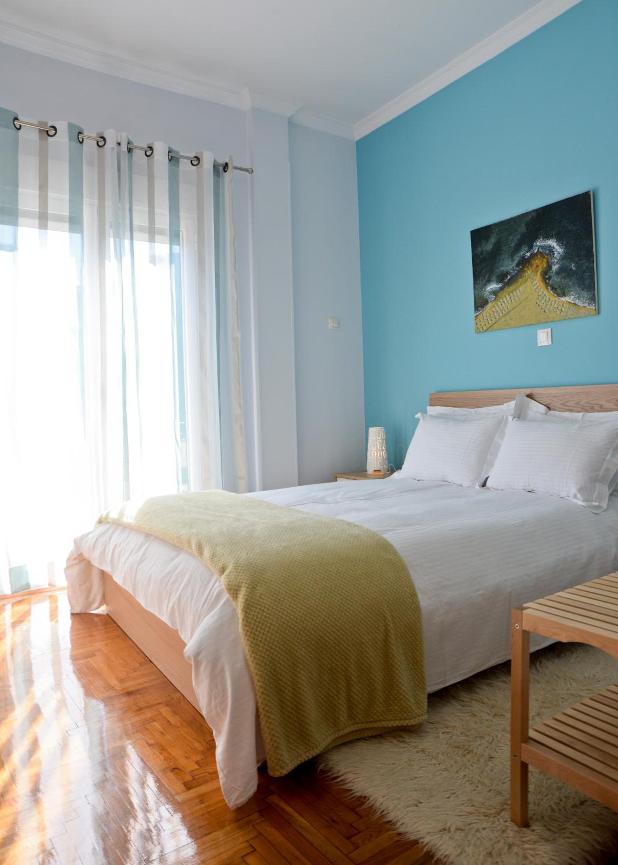 Two-Bedroom Apartment (2-4 Adults)