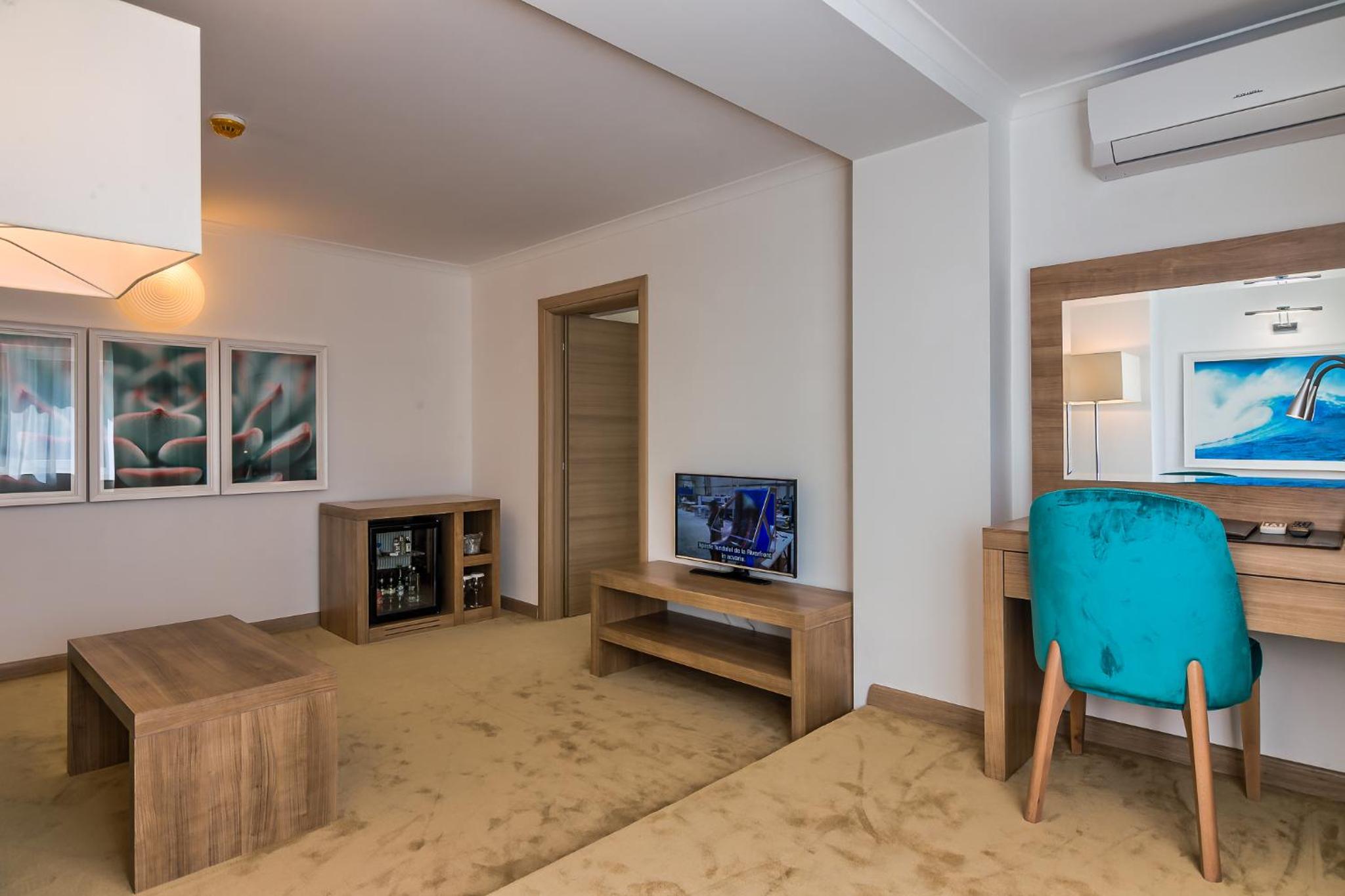 Superior Suite - Photo 1
