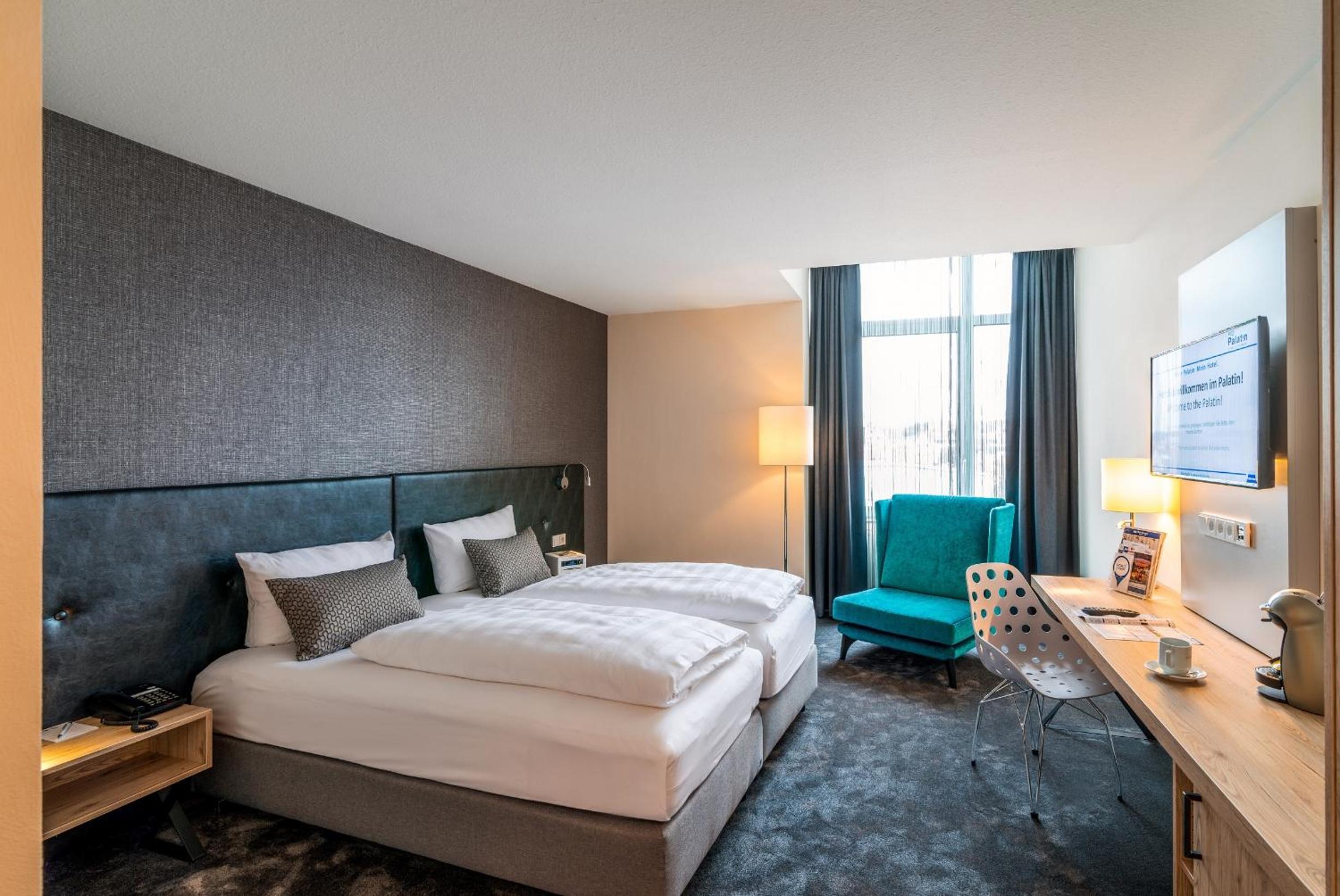 Standard Double Room - Photo 2