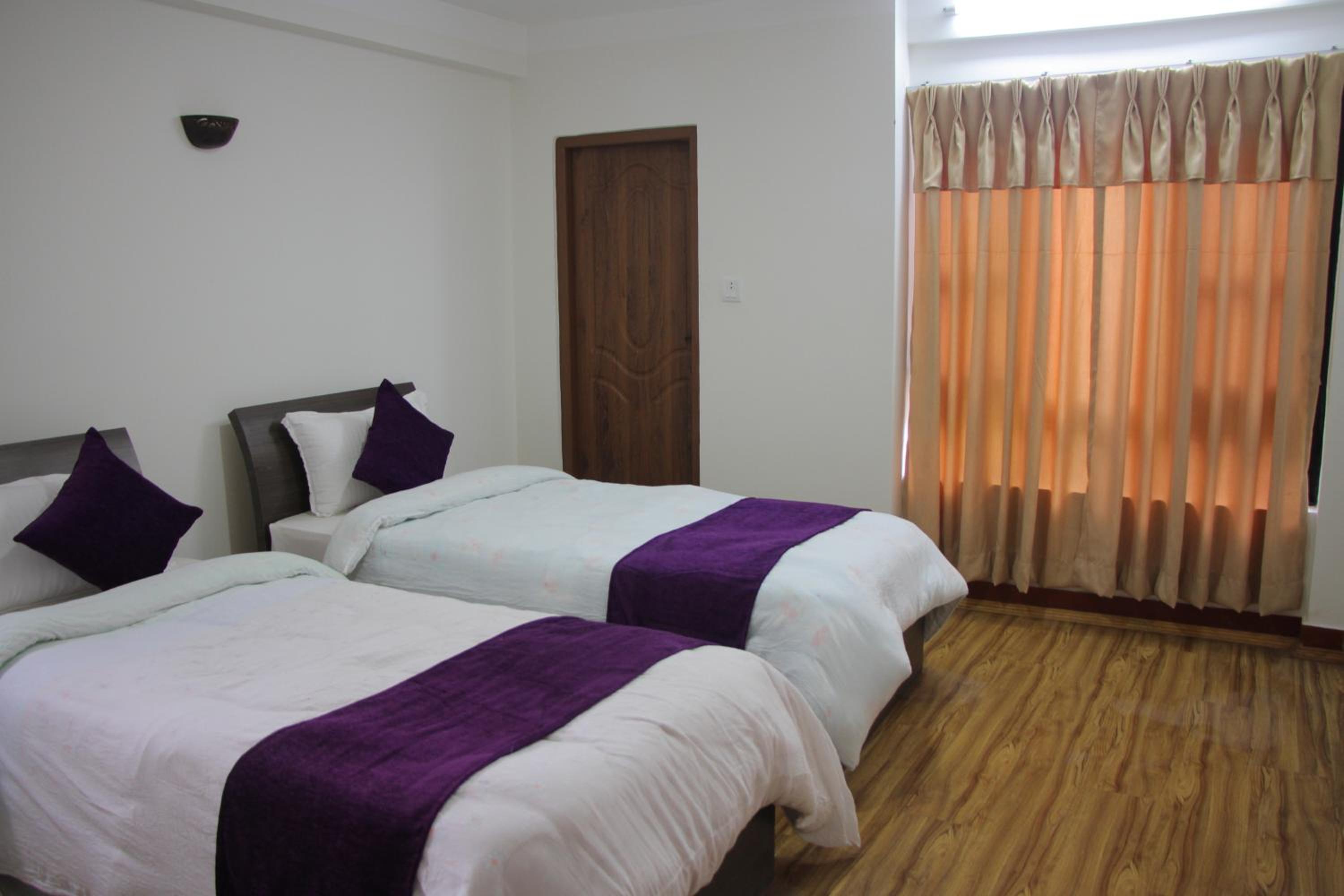 Deluxe Twin Room photo 2