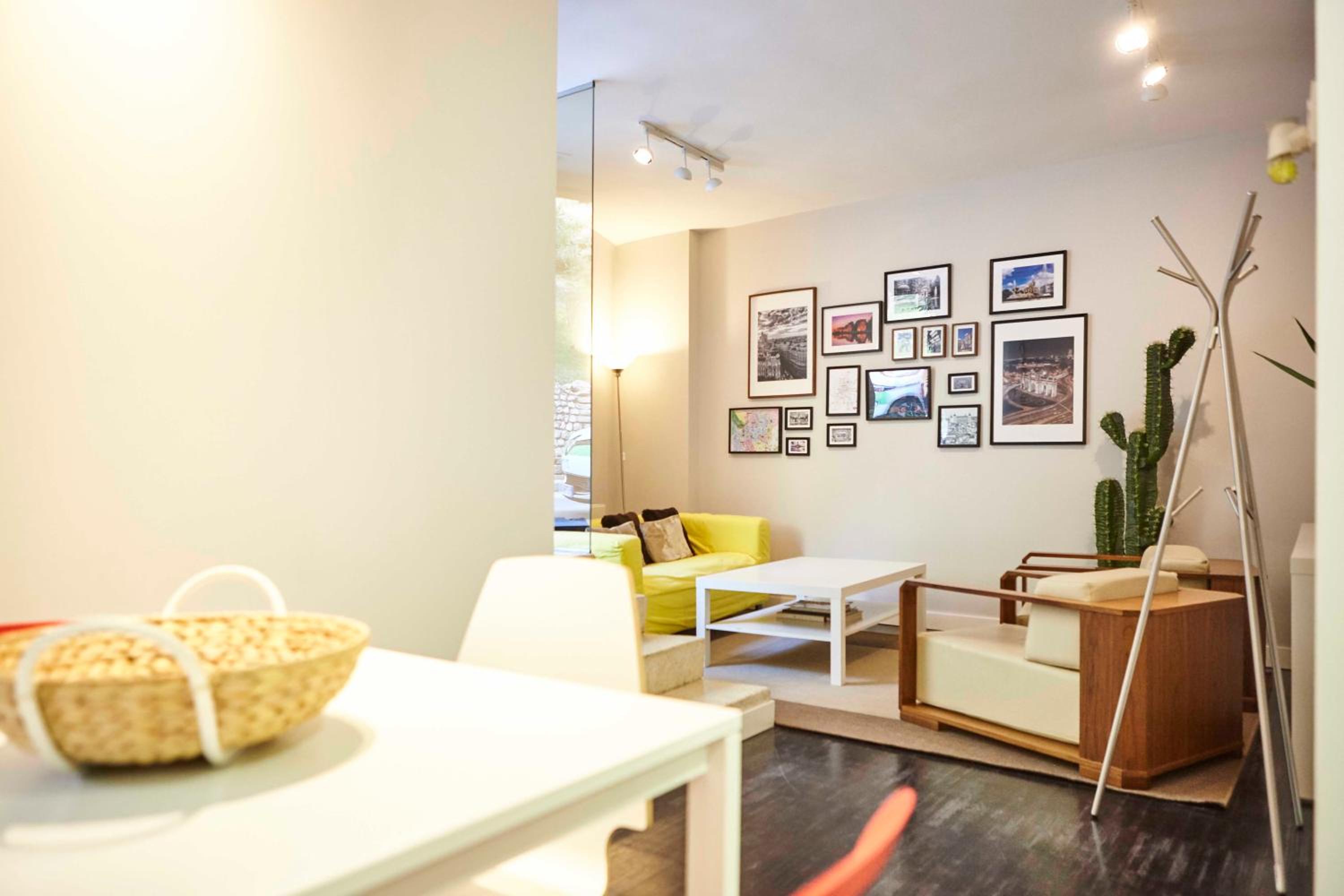 Three-Bedroom Apartment - Photo 7