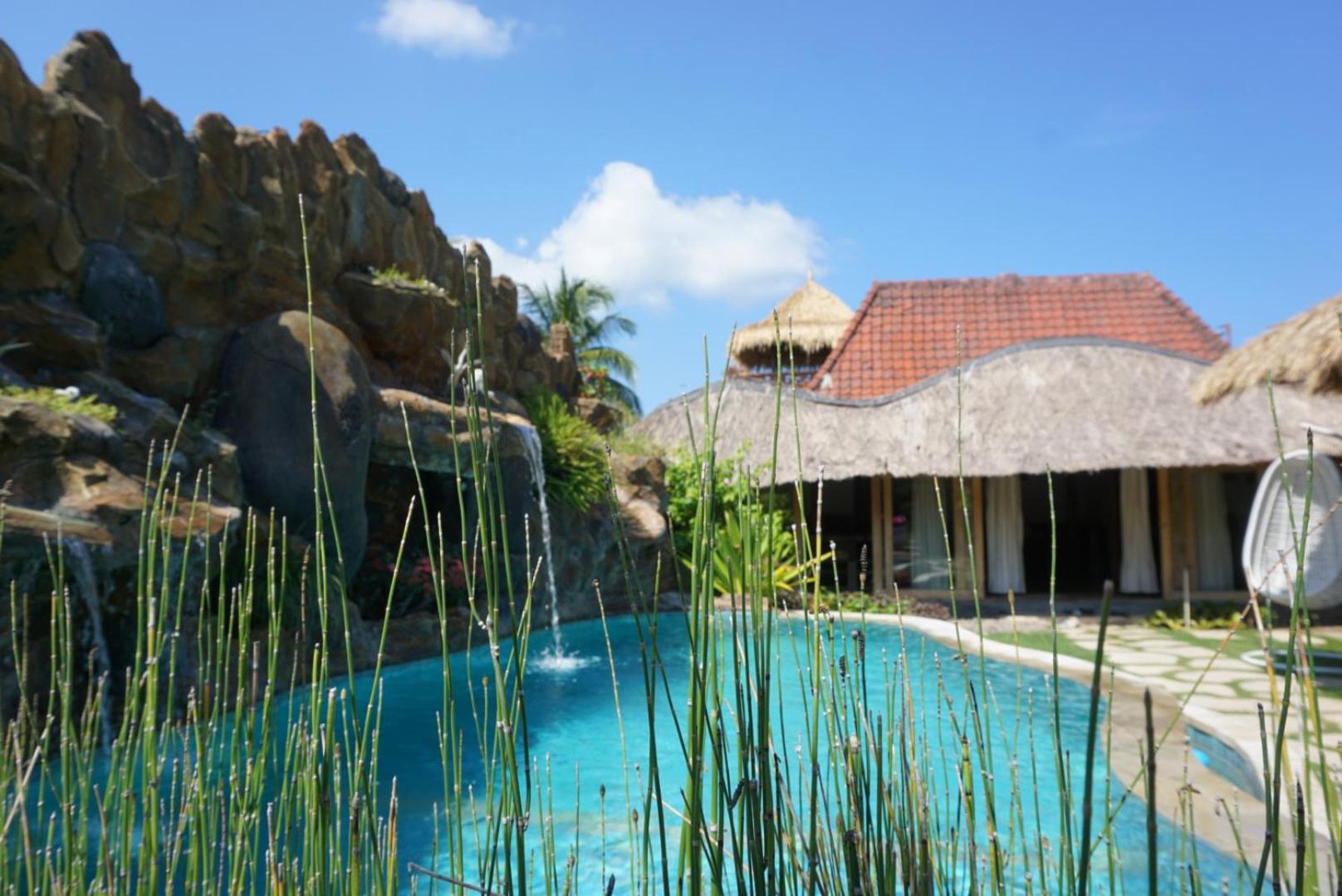Villa with Private Pool - Photo 15