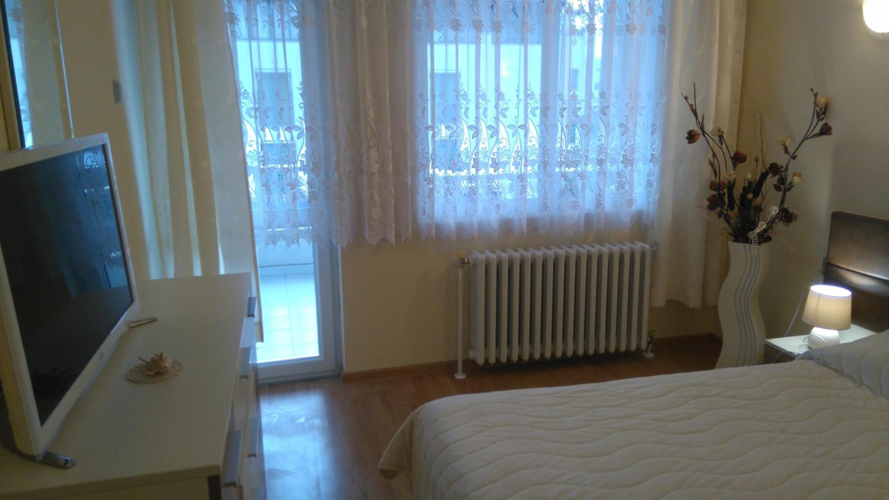 Deluxe Suite with Balcony photo 3