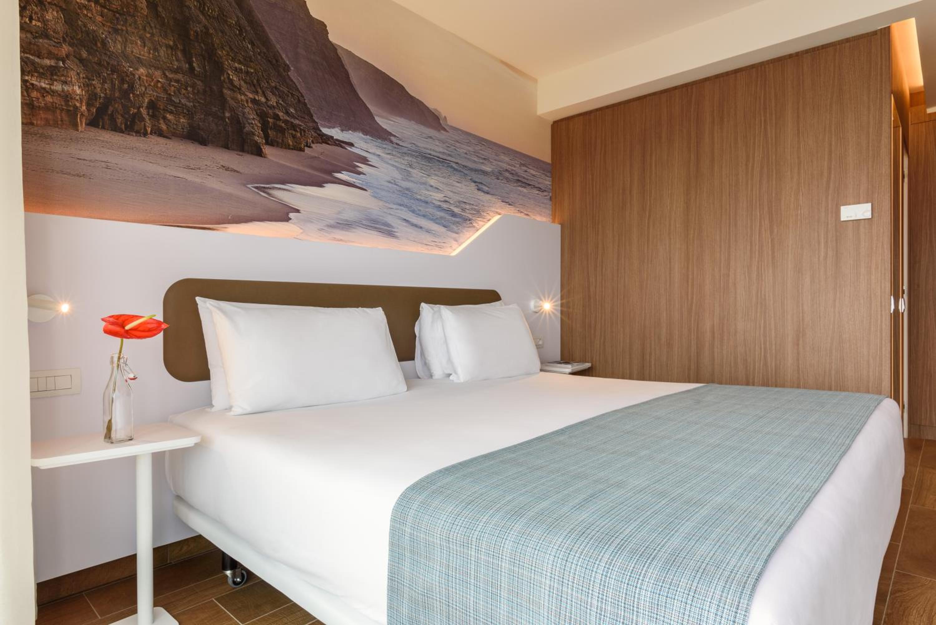 Double or Twin Room with Balcony