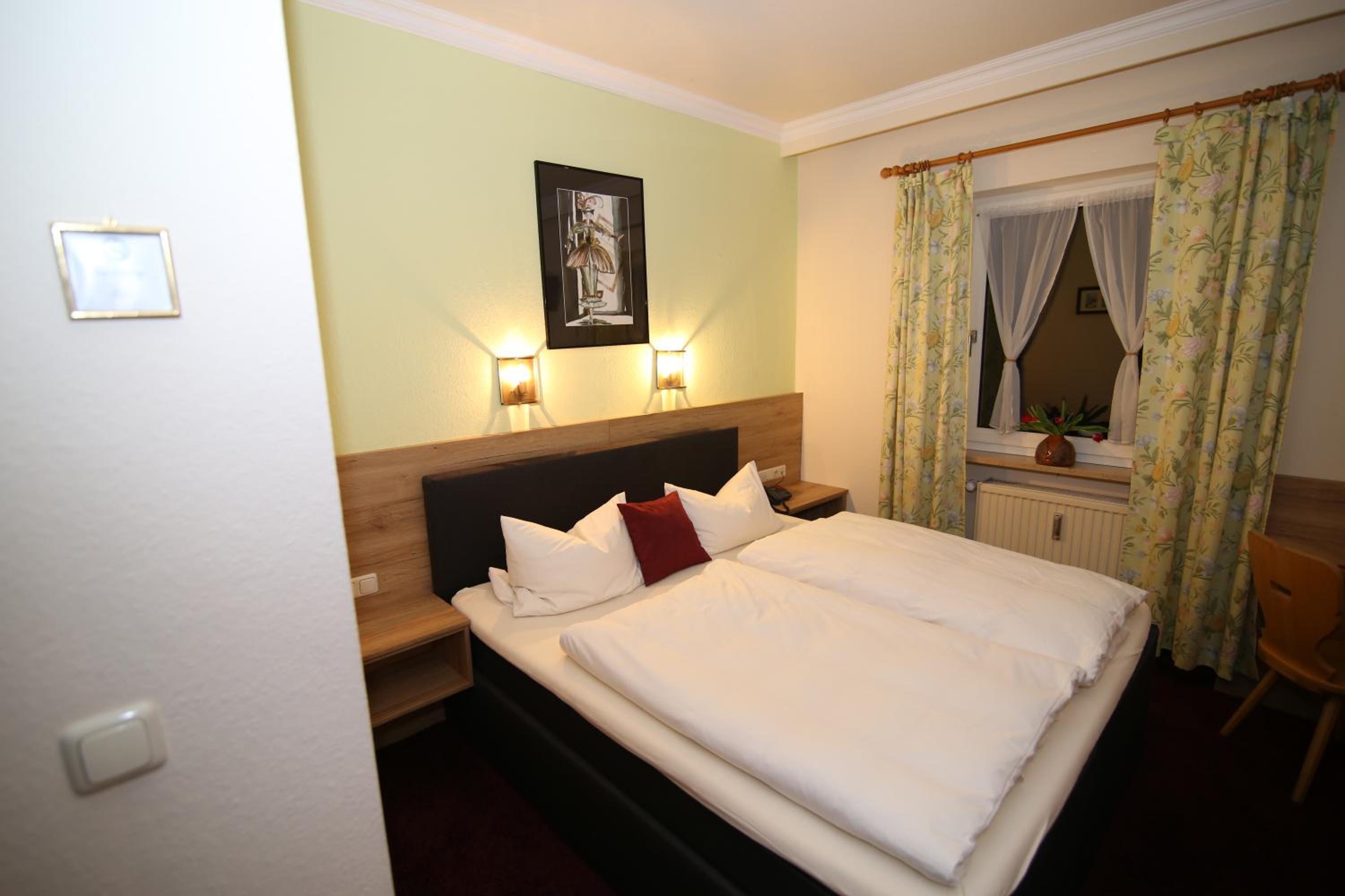 Double Room - Photo 5
