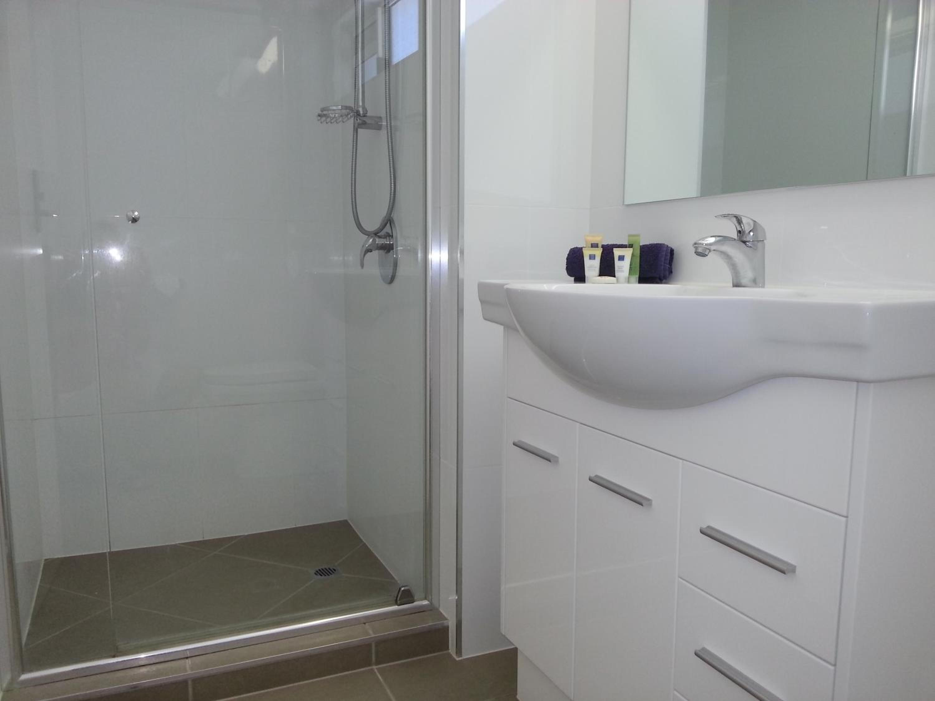 One-Bedroom Penthouse Apartment with Ocean View photo 2