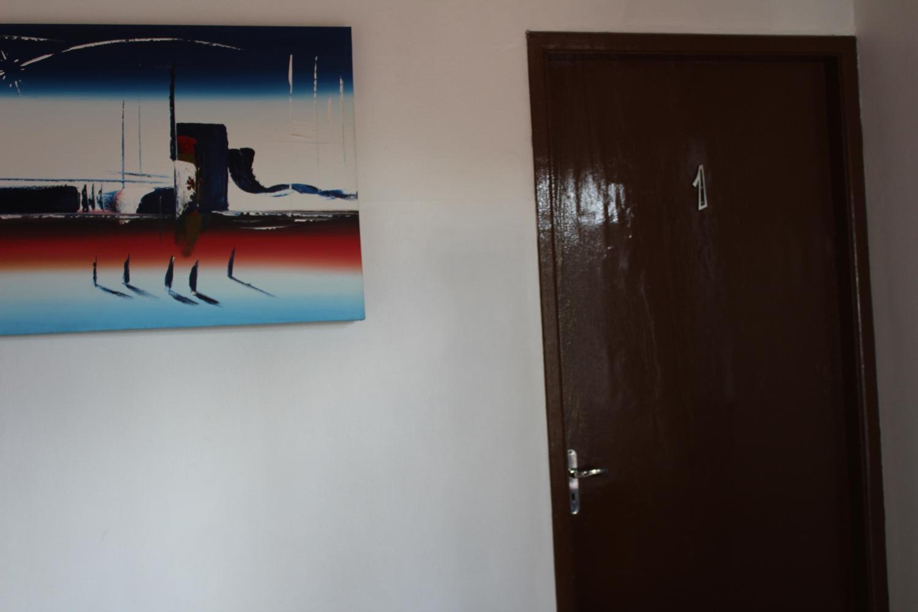 Triple Room with Private External Bathroom - Photo 7