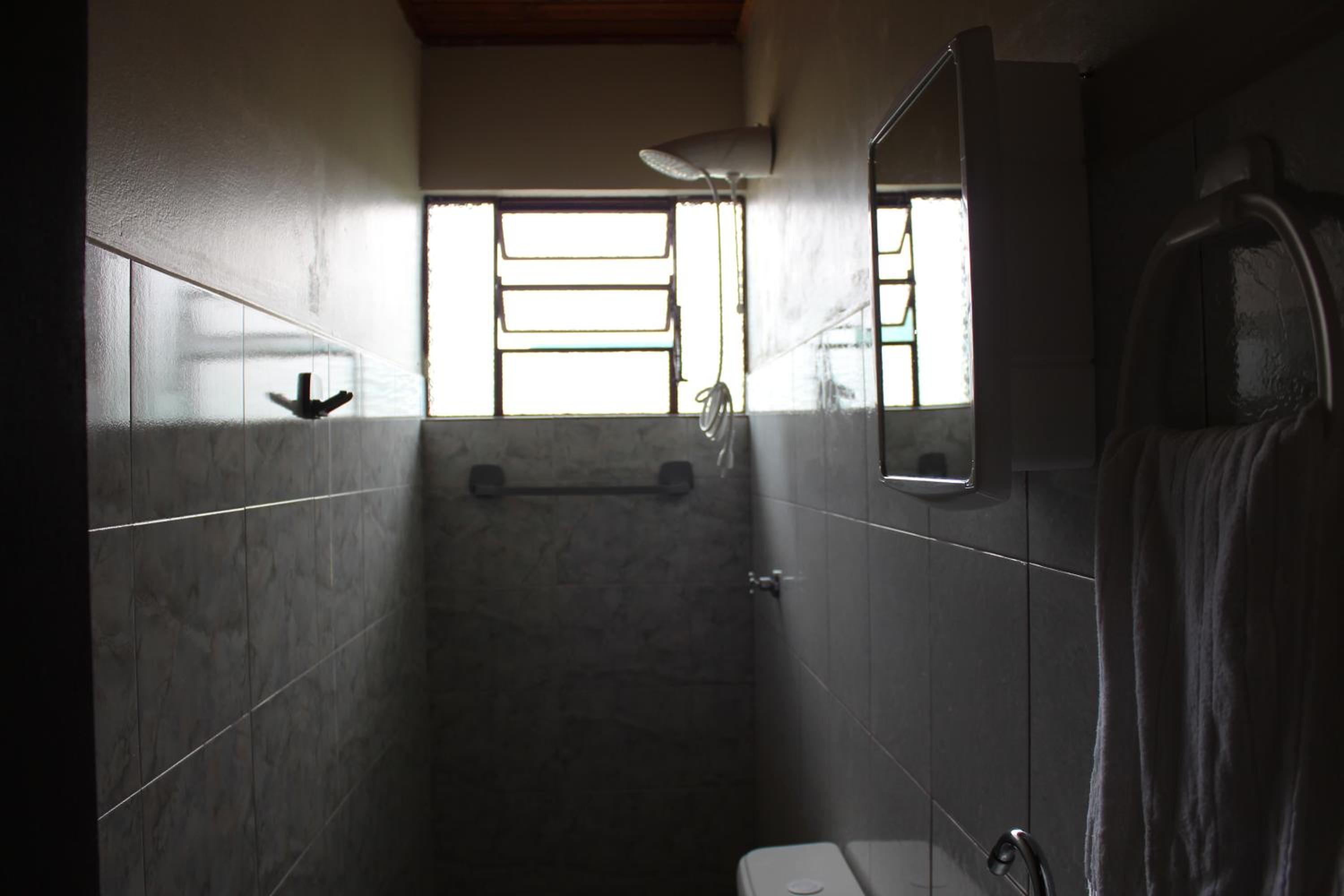Triple Room with Private External Bathroom - Photo 3