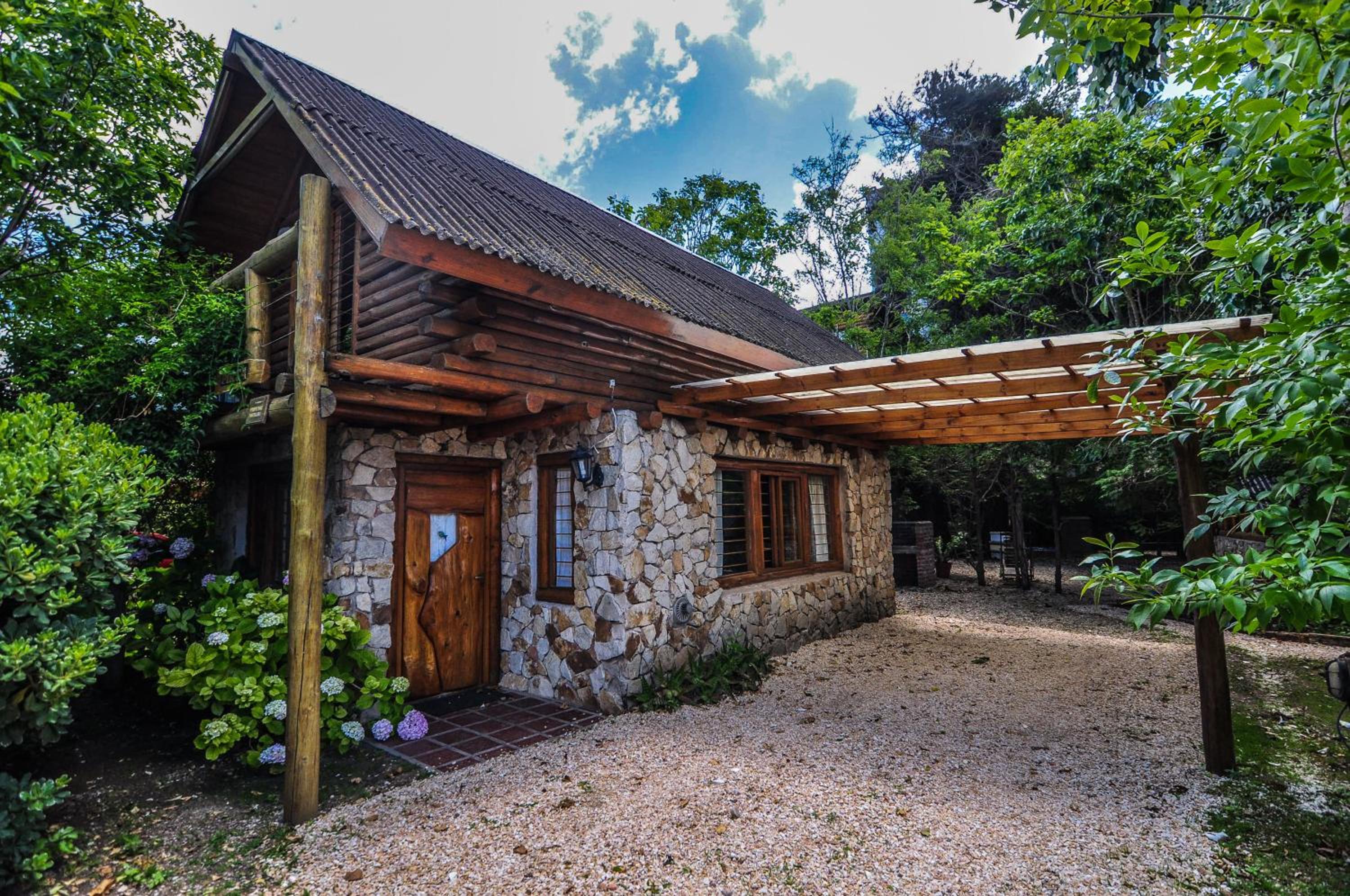 Bungalow photo 2