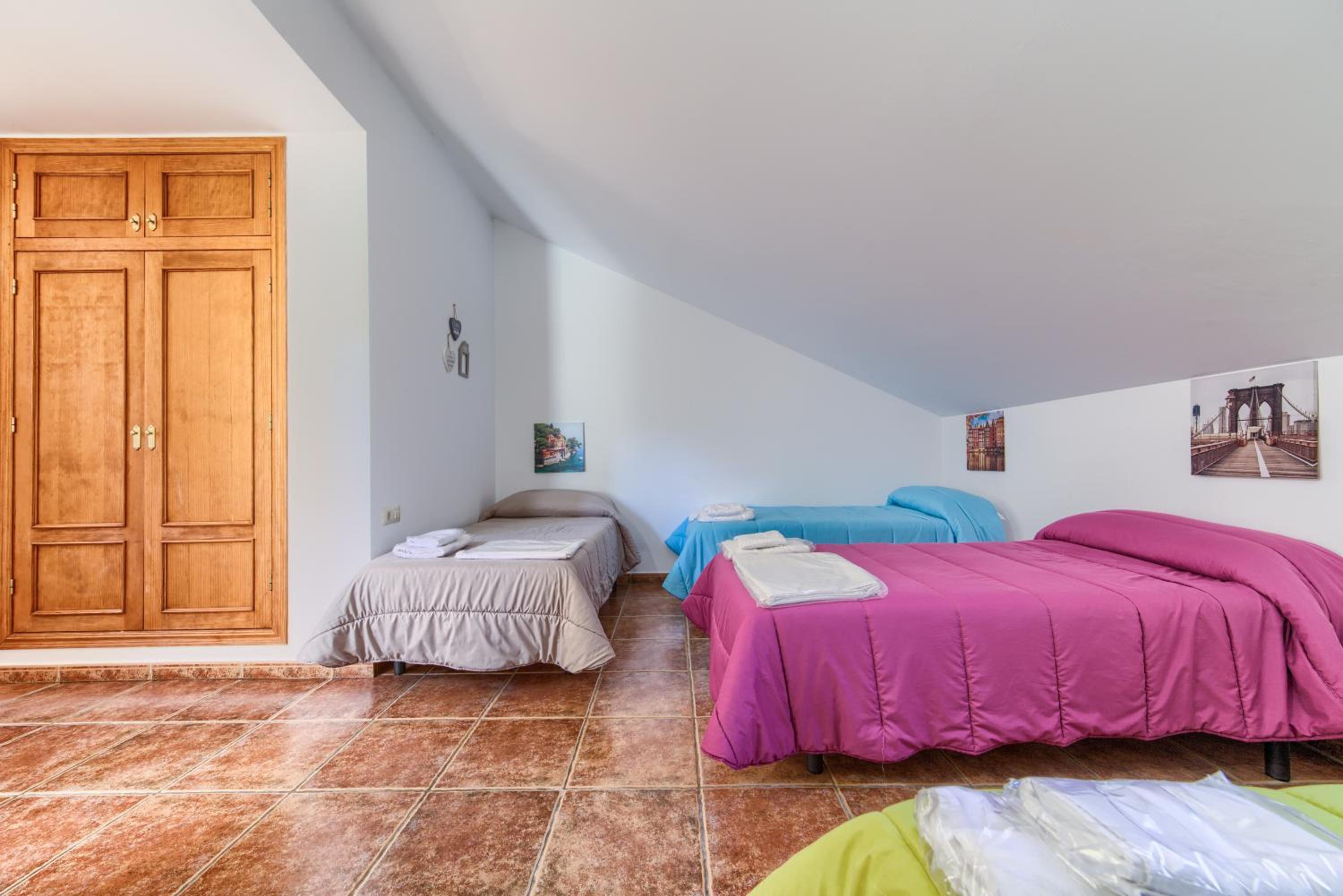 Casa adosada de tres habitaciones