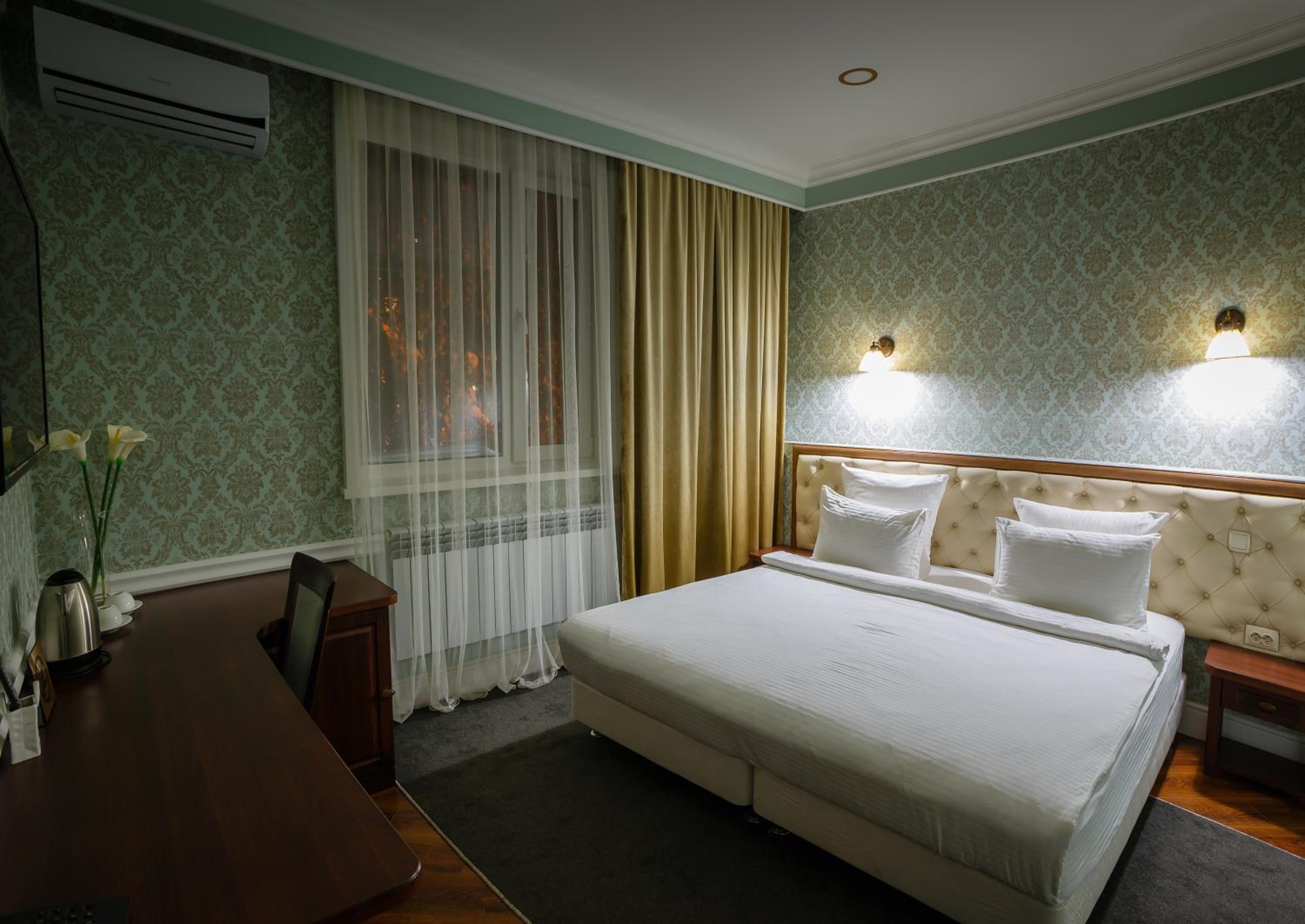 Superior Double or Twin Room photo 2