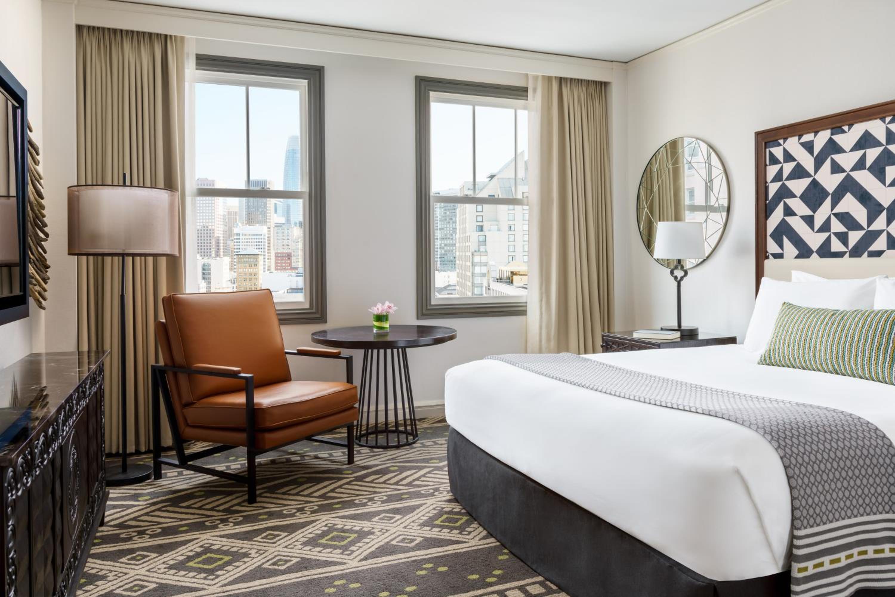 City View King Room - Photo 1