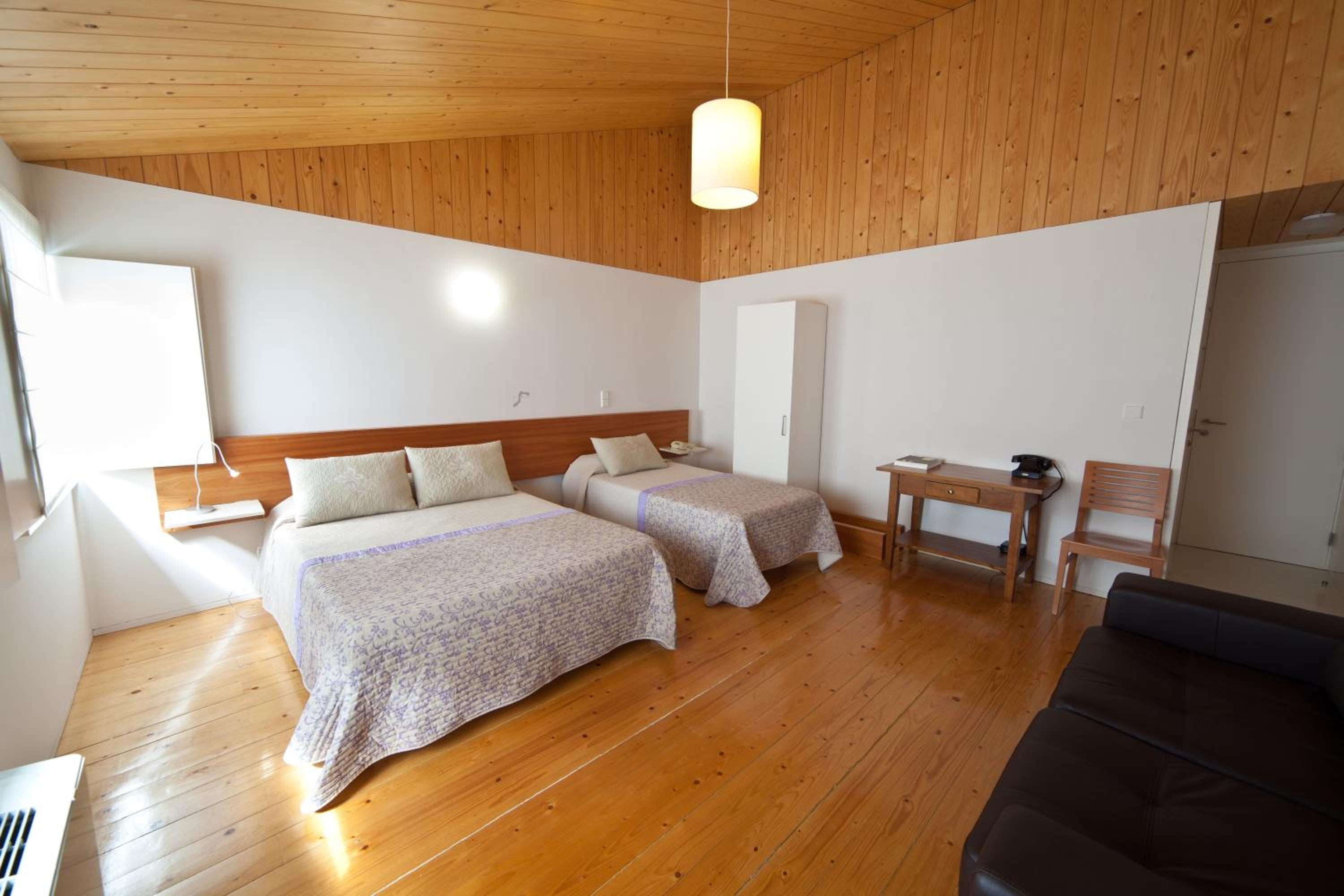 Suite - Photo 3