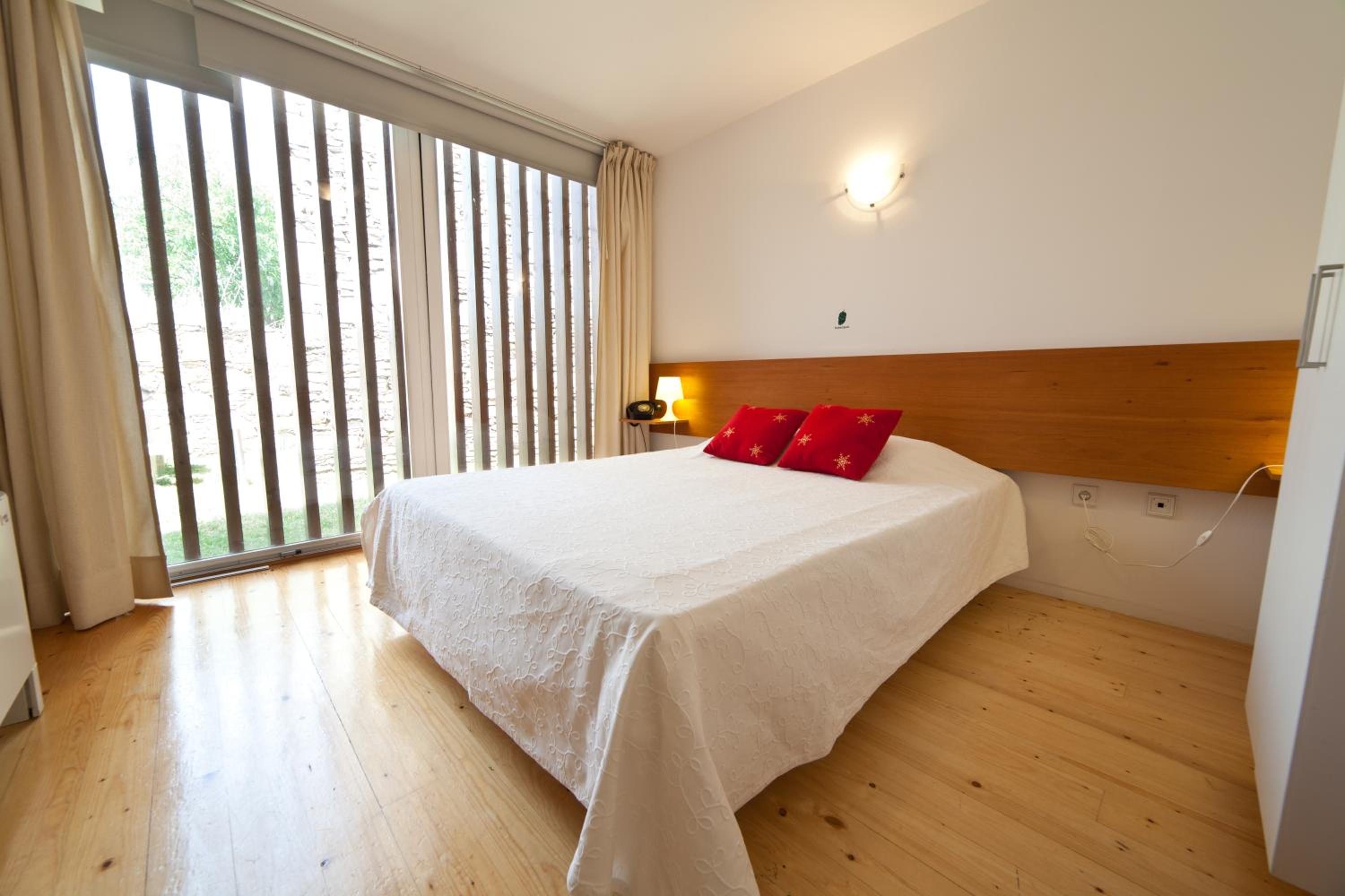 Double or Twin Room - Photo 6