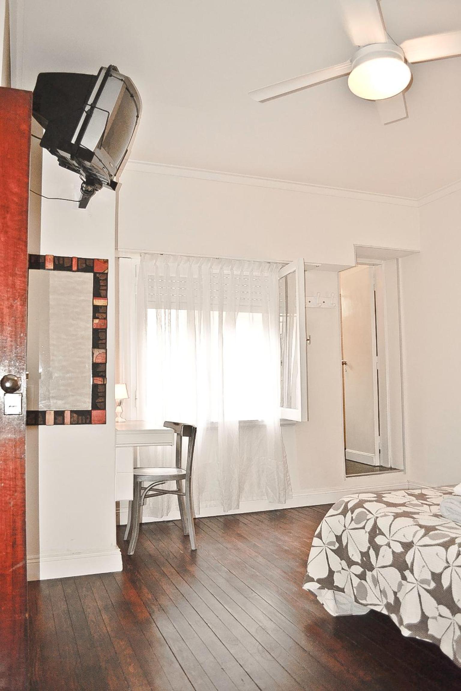 Economy Double Room photo 1