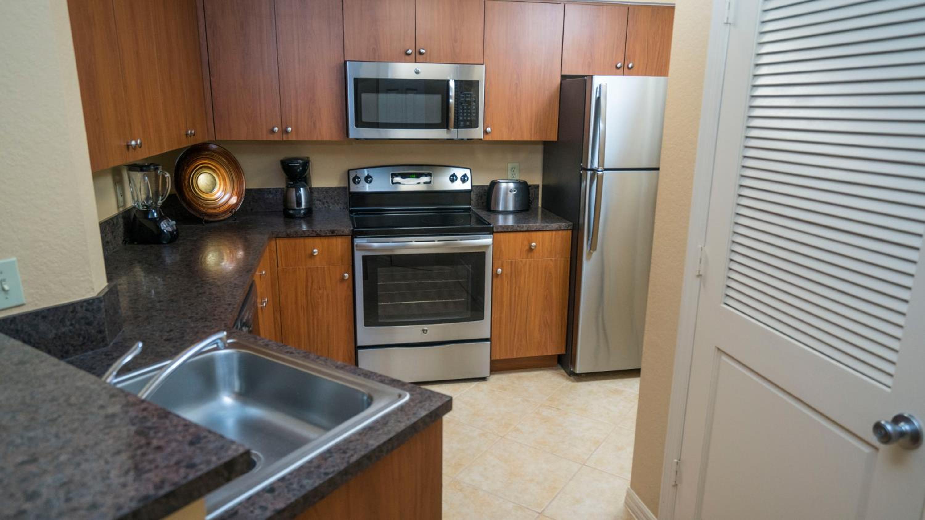 Luxury Two-Bedroom Suite photo 2