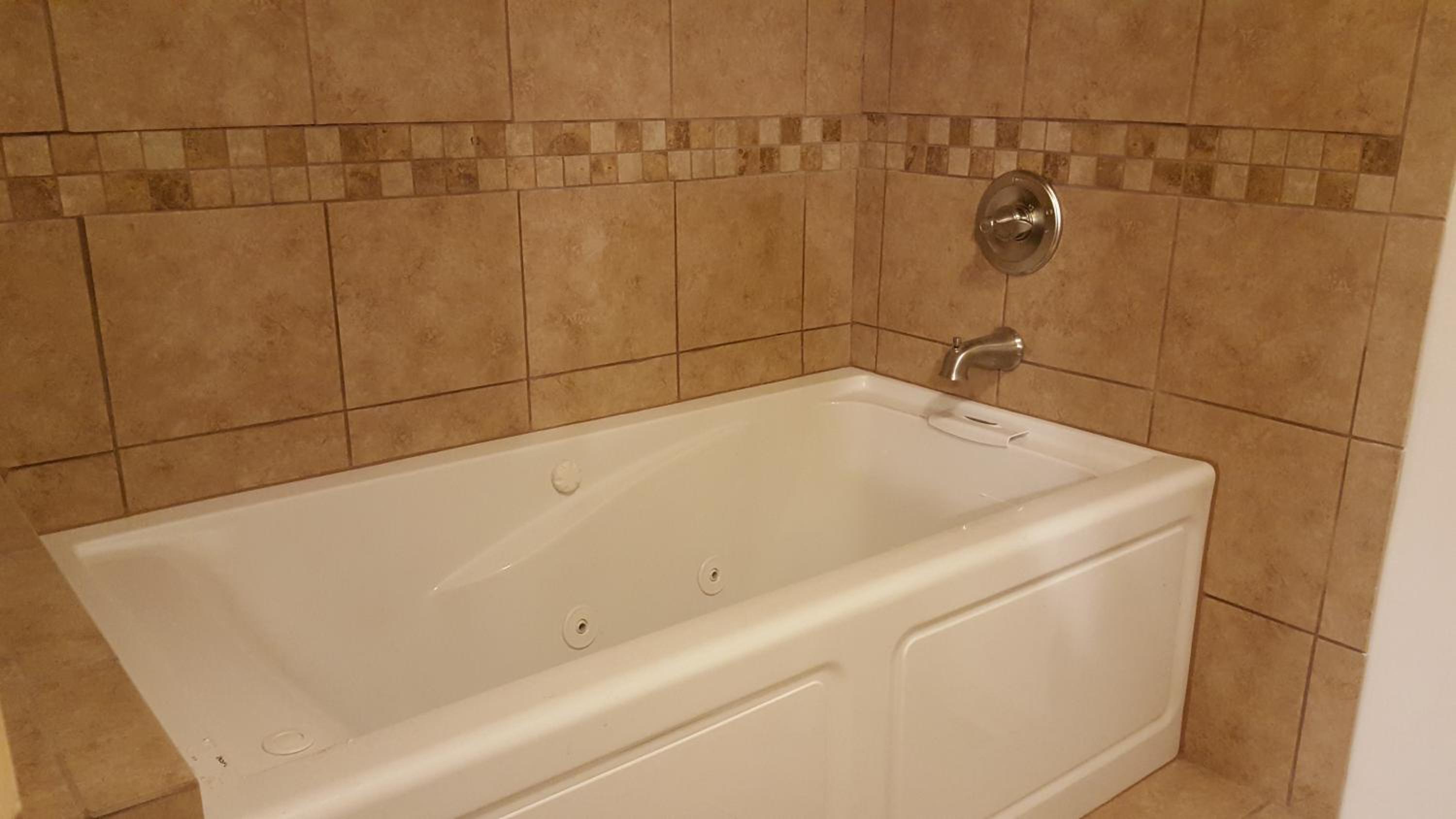 Superior King Suite photo 3