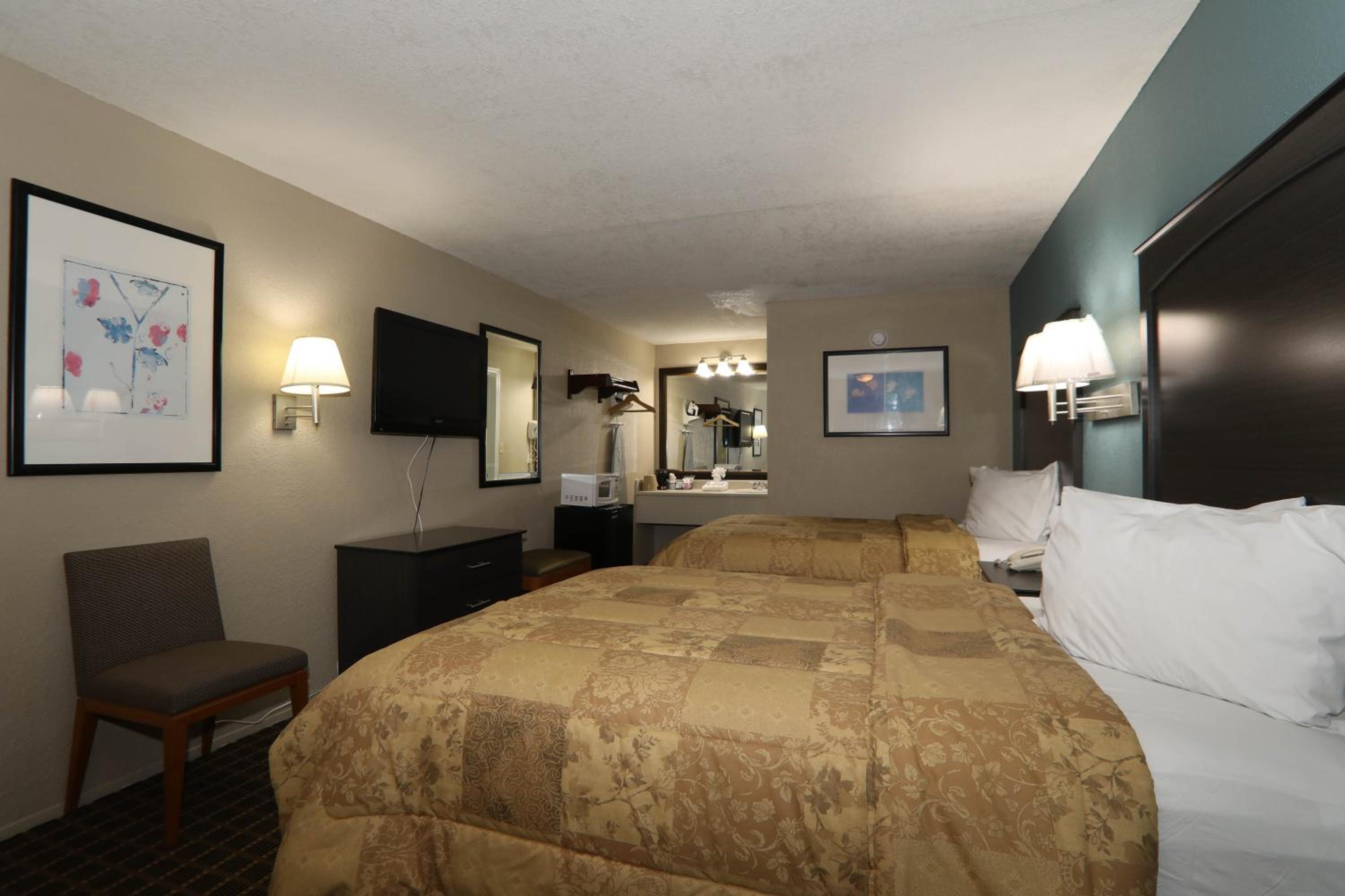 Deluxe Double Room - Photo 11