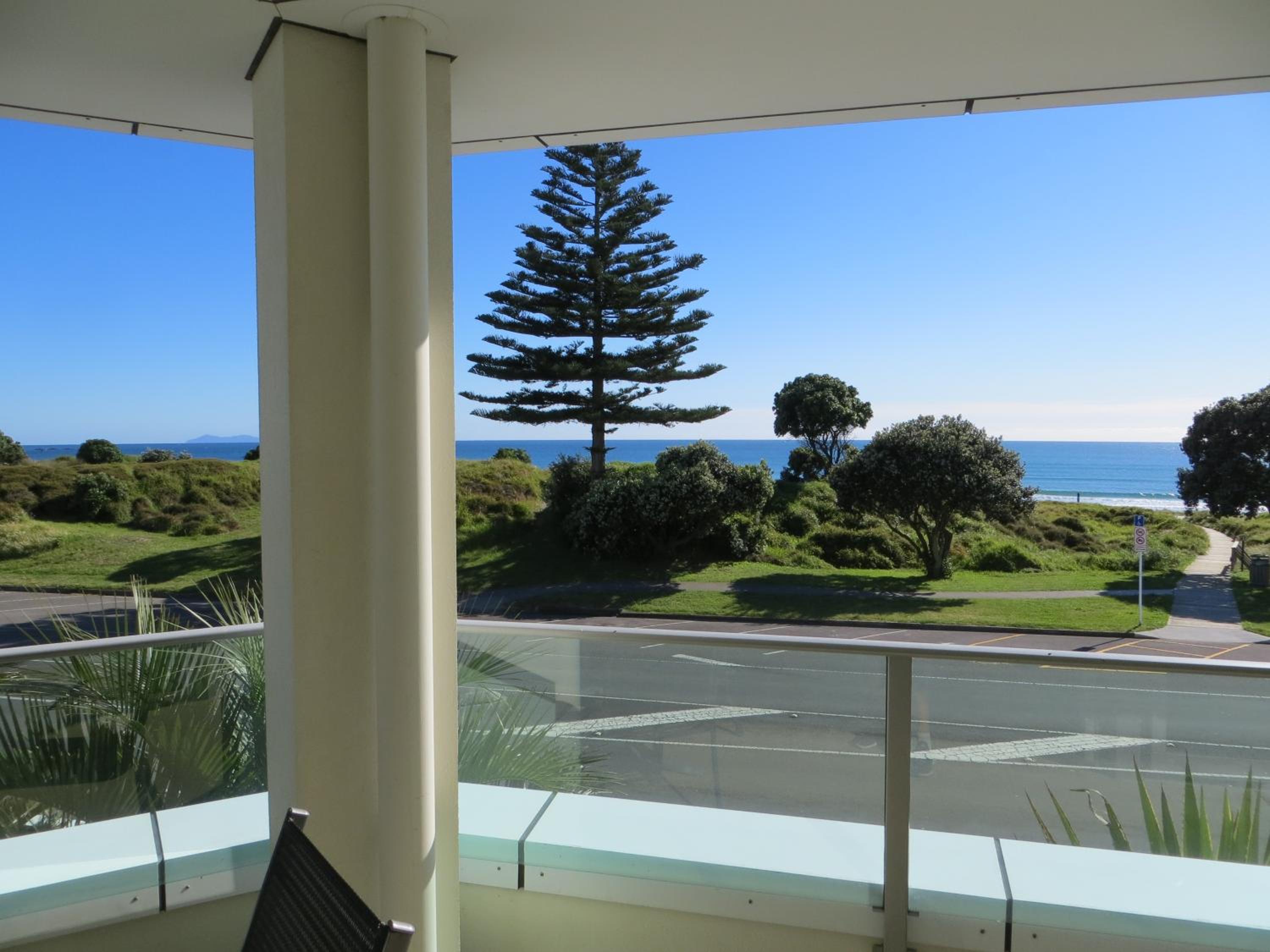 Apartment with Sea View photo 2
