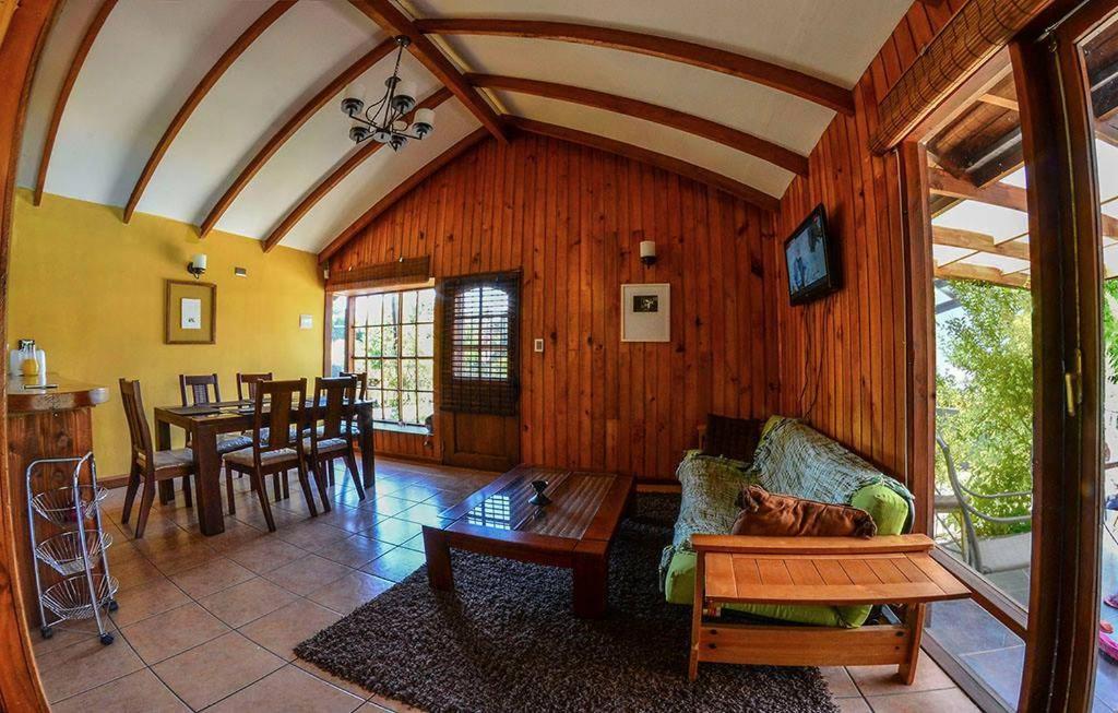 Two-Bedroom House photo 3