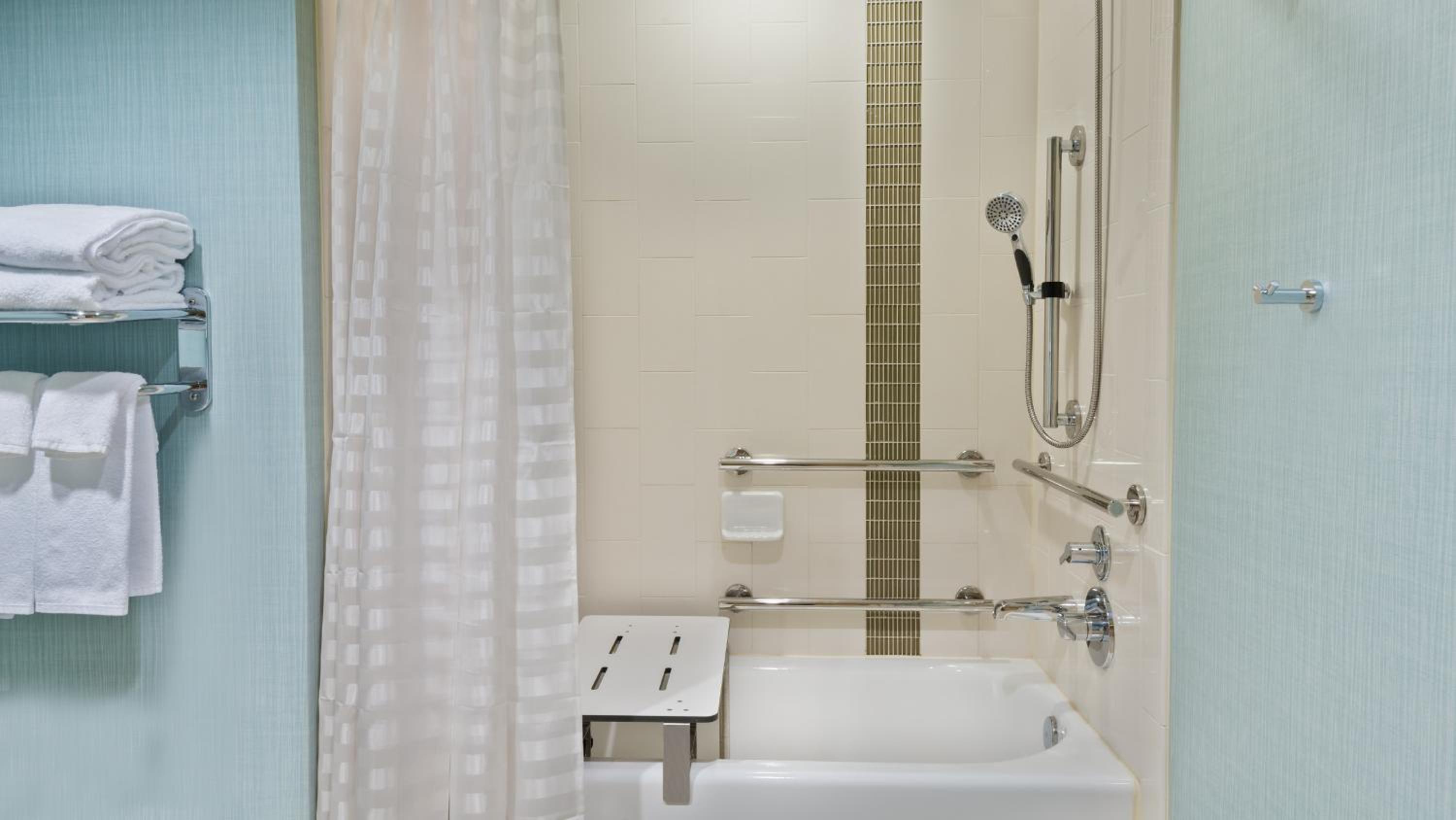 King Room with Sofa Bed and Accessible Tub - Disability Access