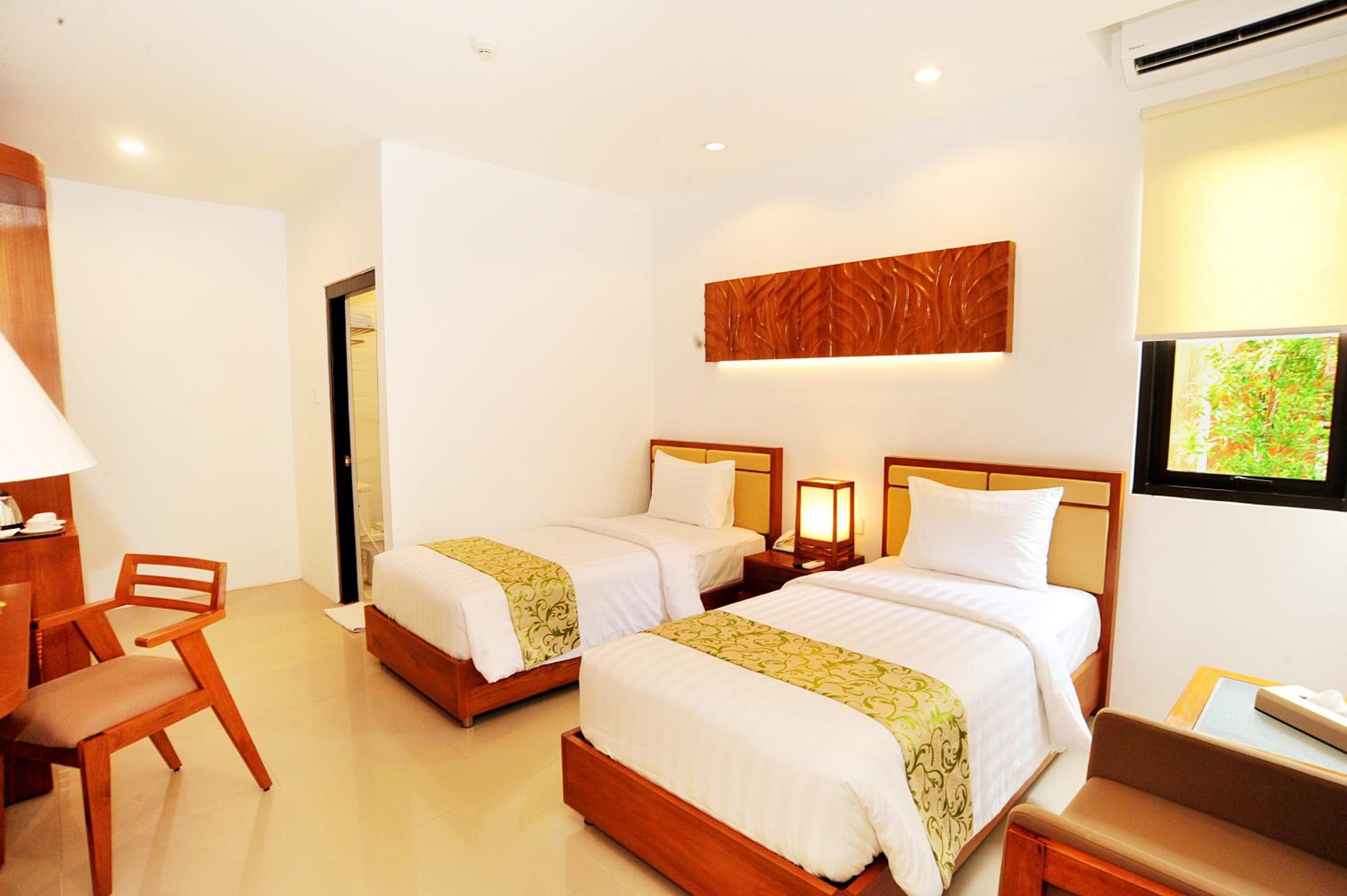 Standard Twin Room photo 2