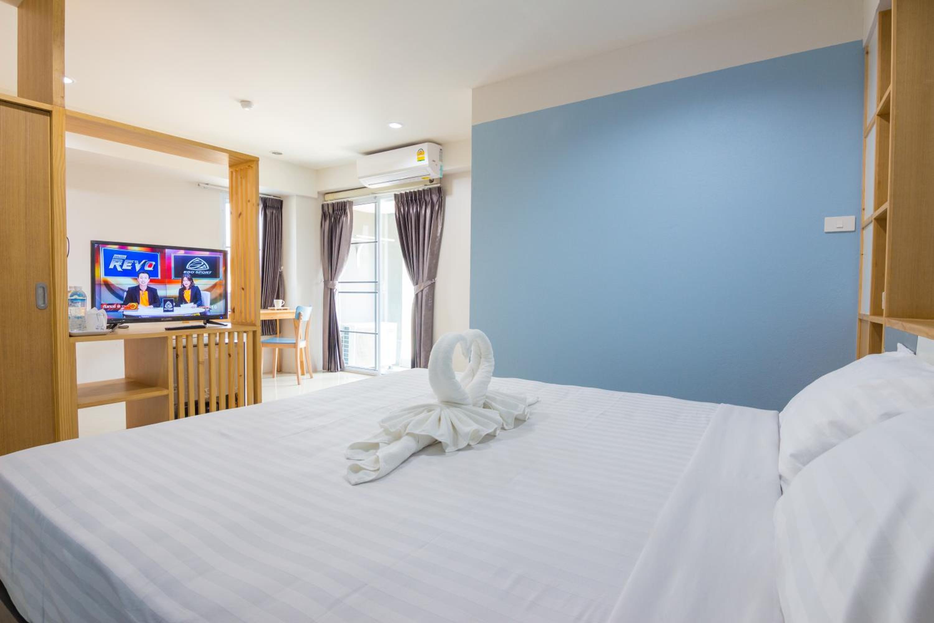 Deluxe Double Room photo 3