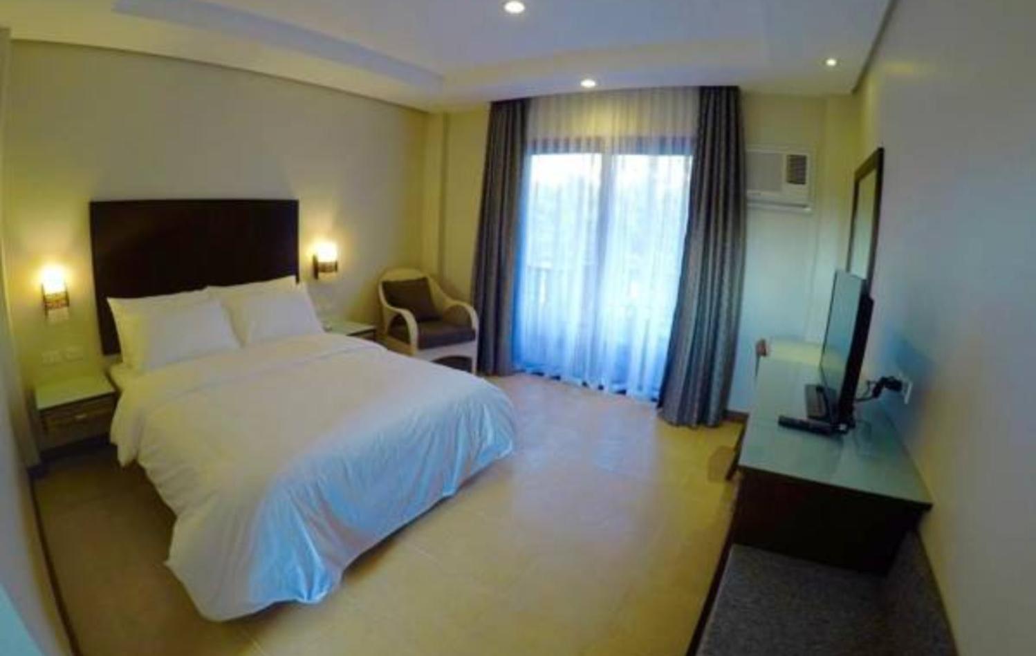Superior Queen Room