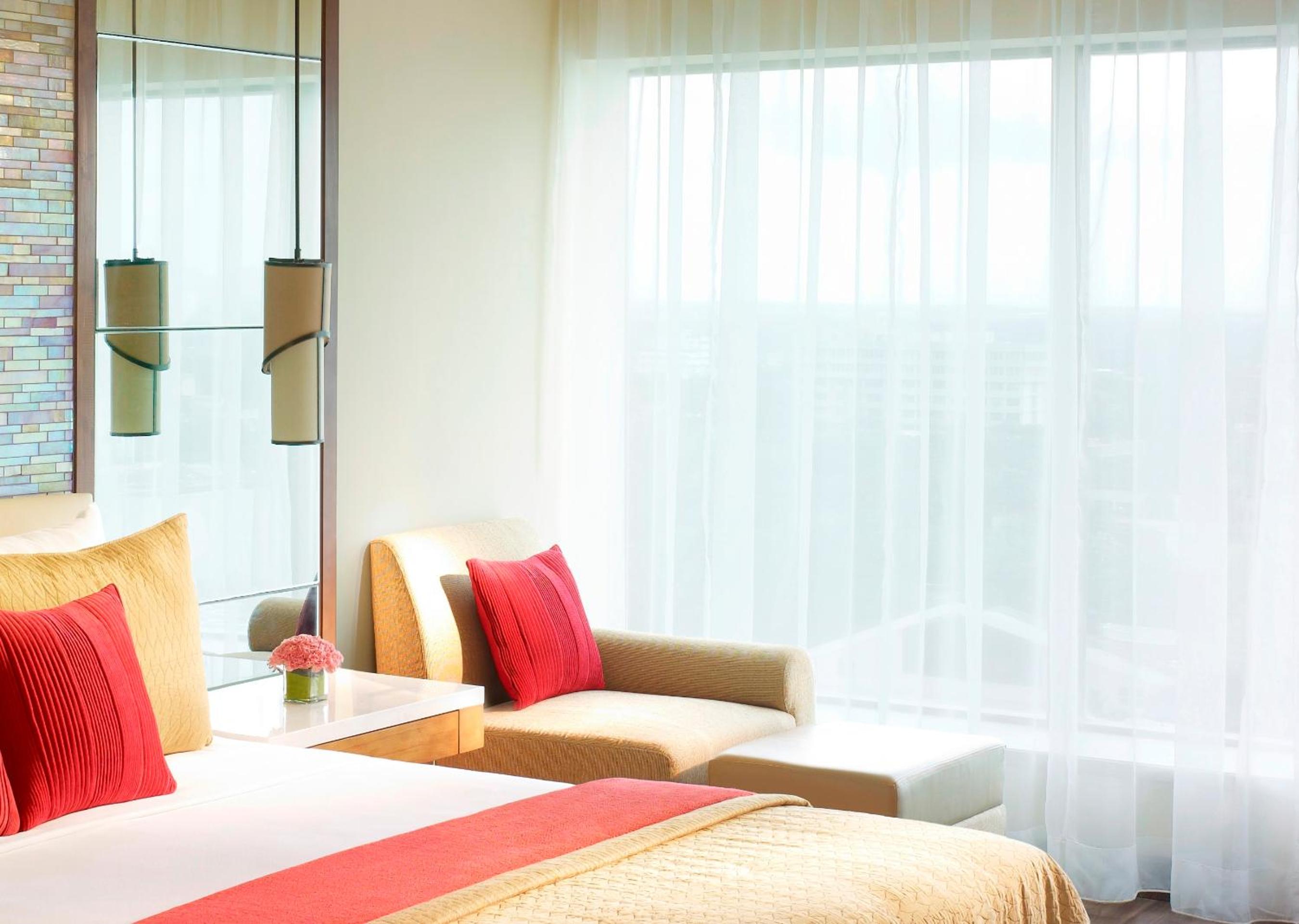 Premium King City View - Photo 3
