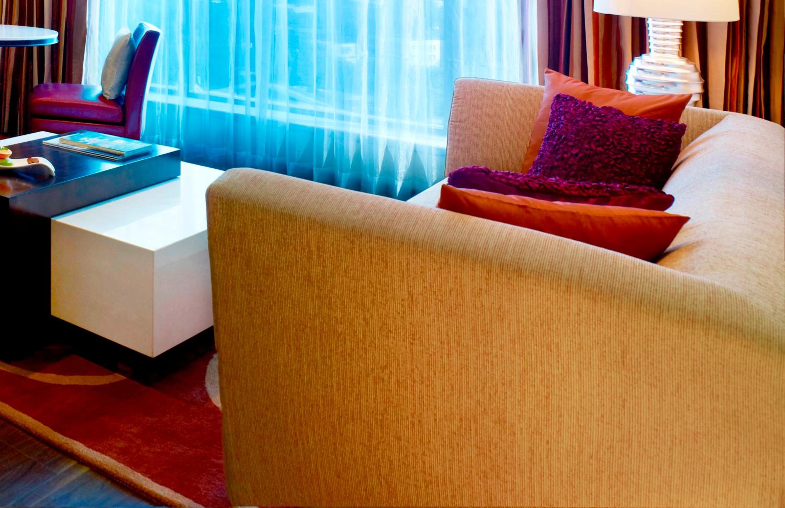 Deluxe Suite - Photo 3