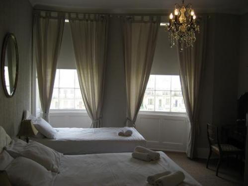Superior Triple Room photo 2