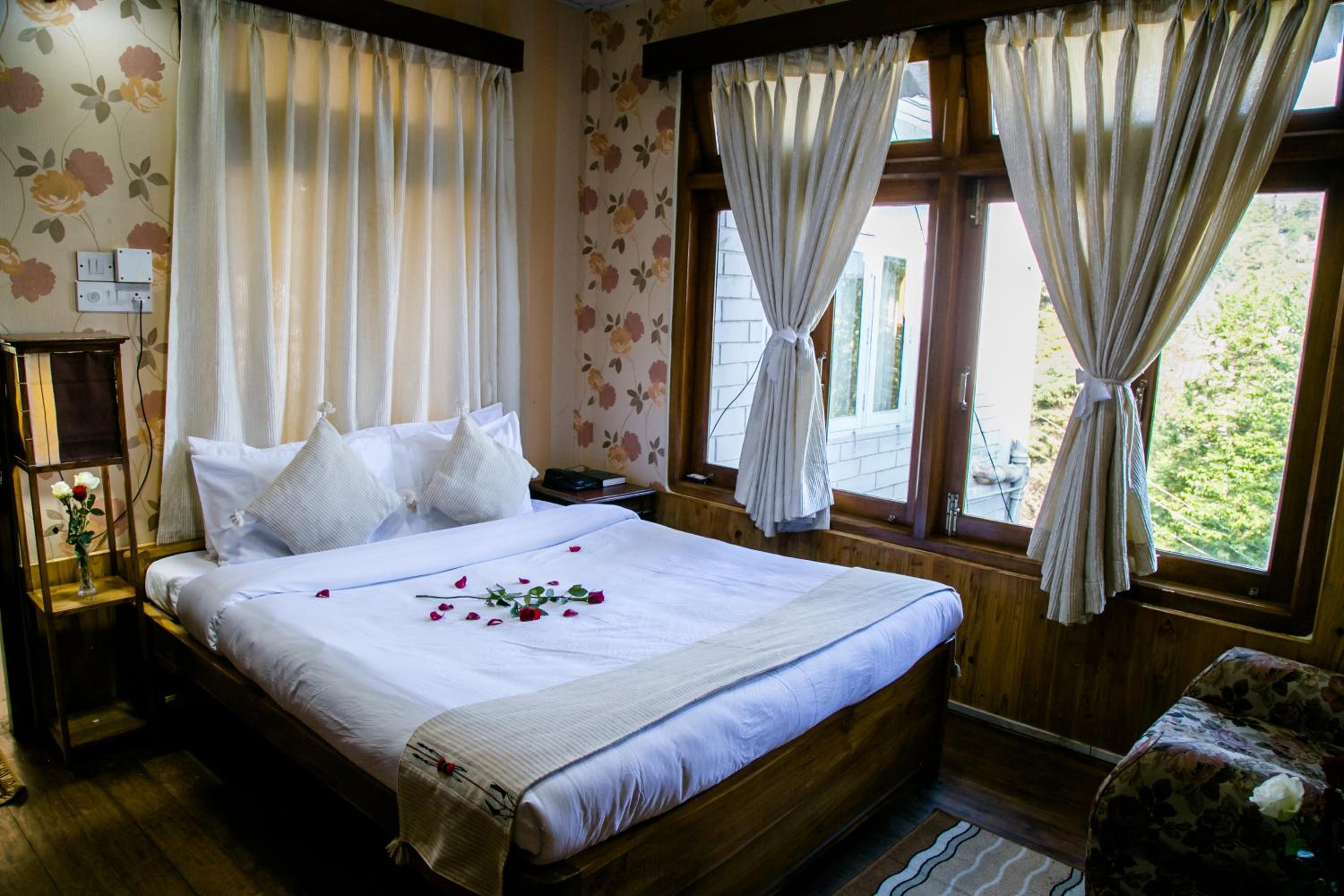 Deluxe Double Room photo 2