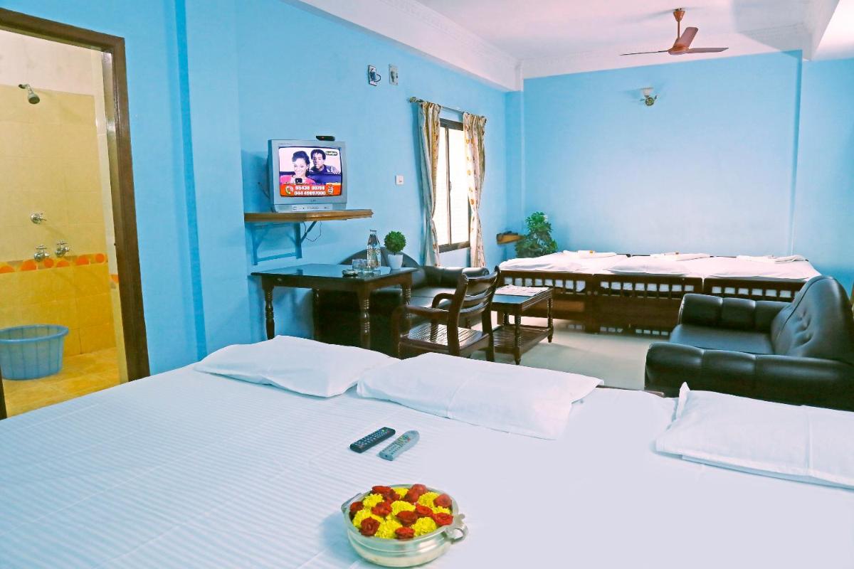 Mixed Dormitory Room photo 1