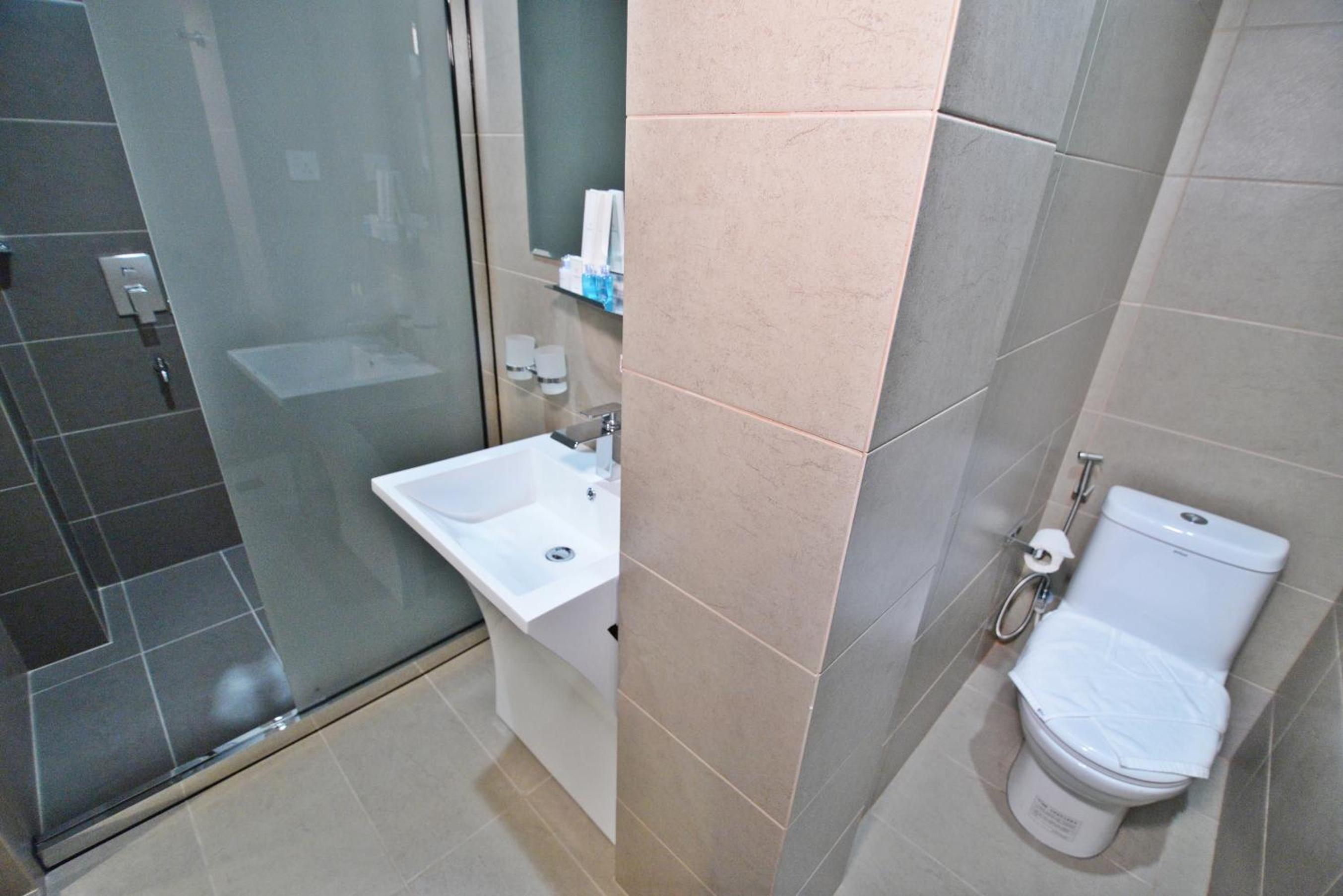  Standard Deluxe Room - Photo 4