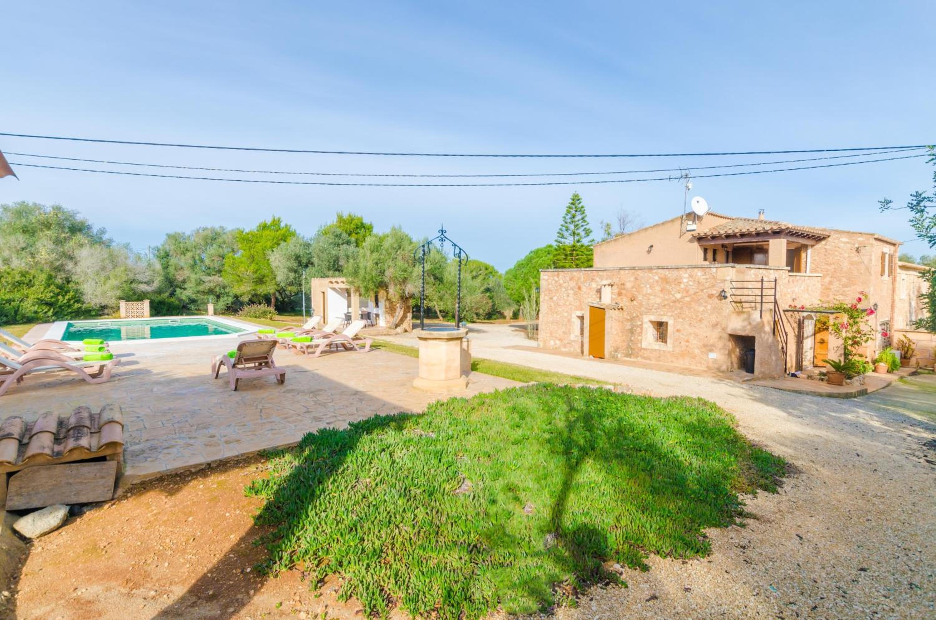 Four-Bedroom Villa photo 3