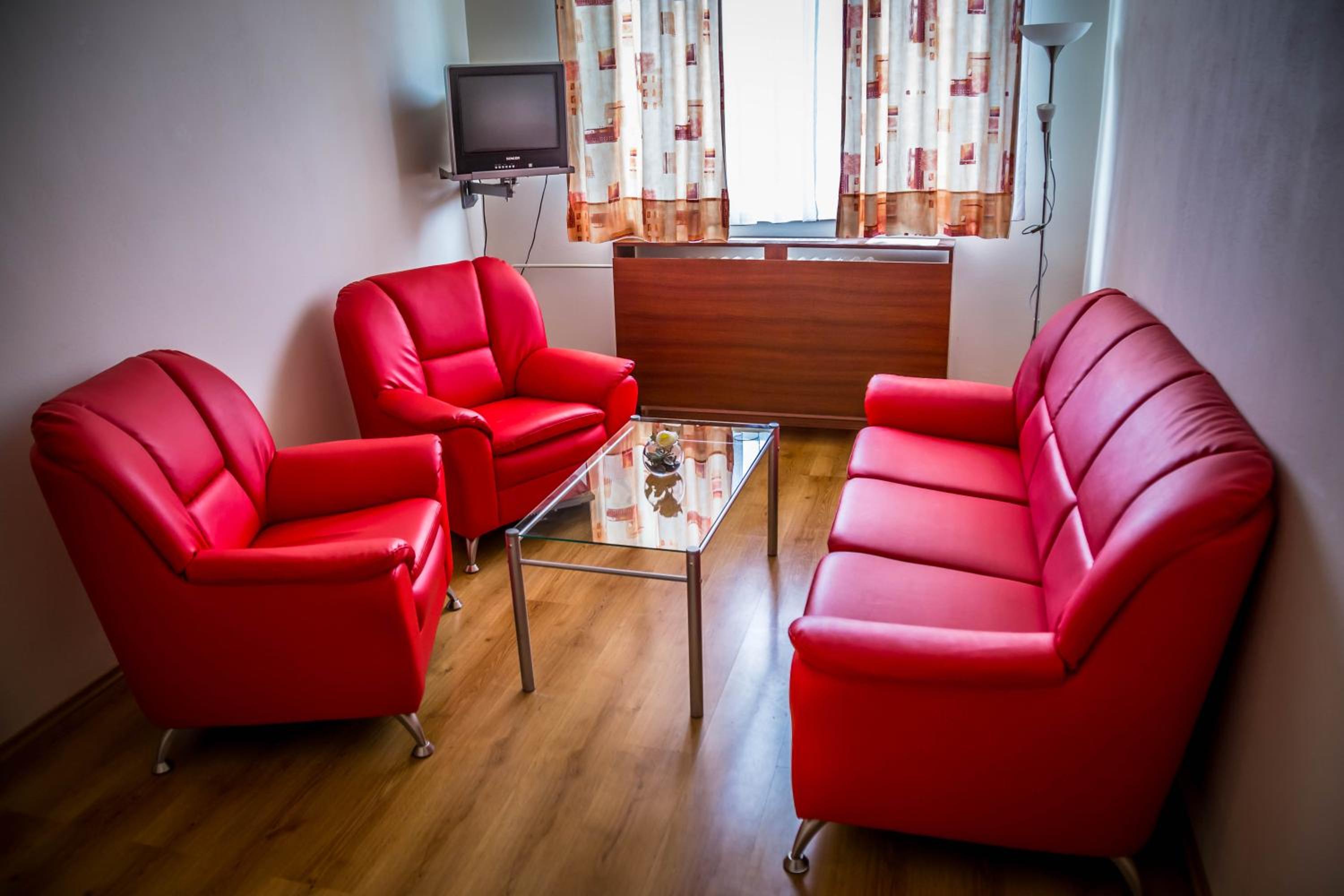 Apartment - Photo 4
