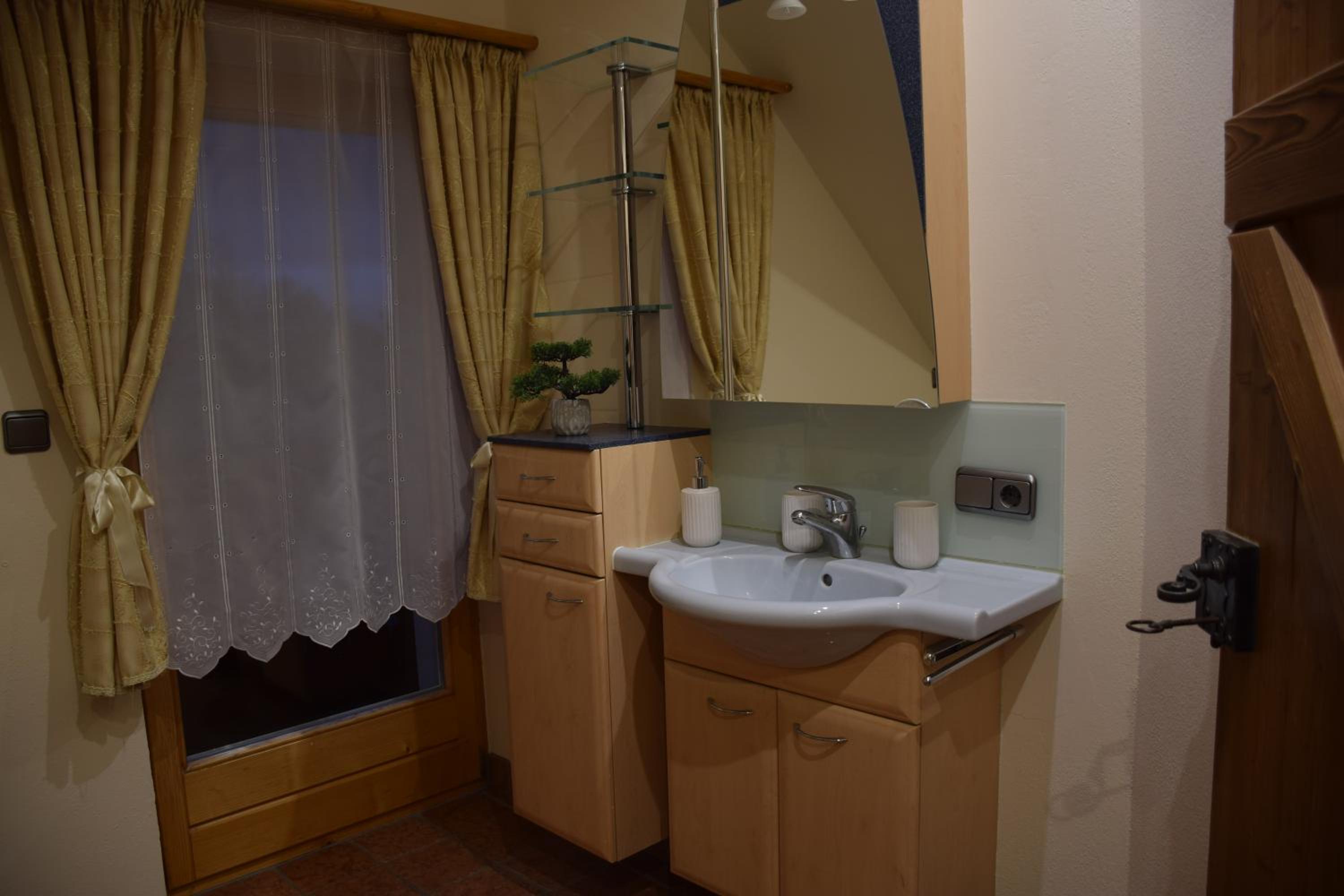 Apartment photo 3