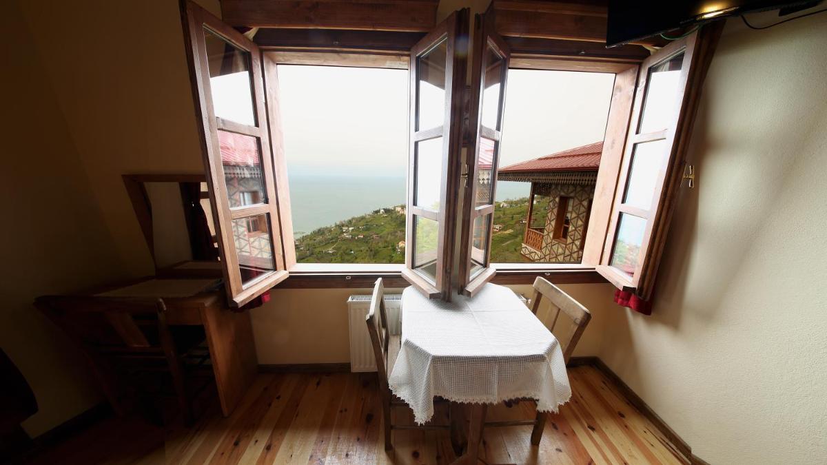 Double Room with Sea View - Photo 7