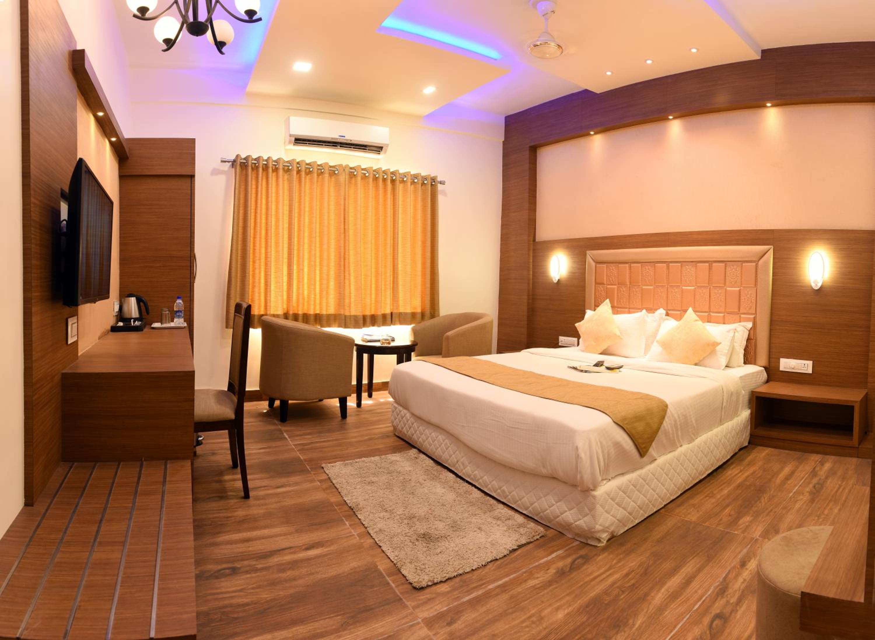 Club Room photo 3