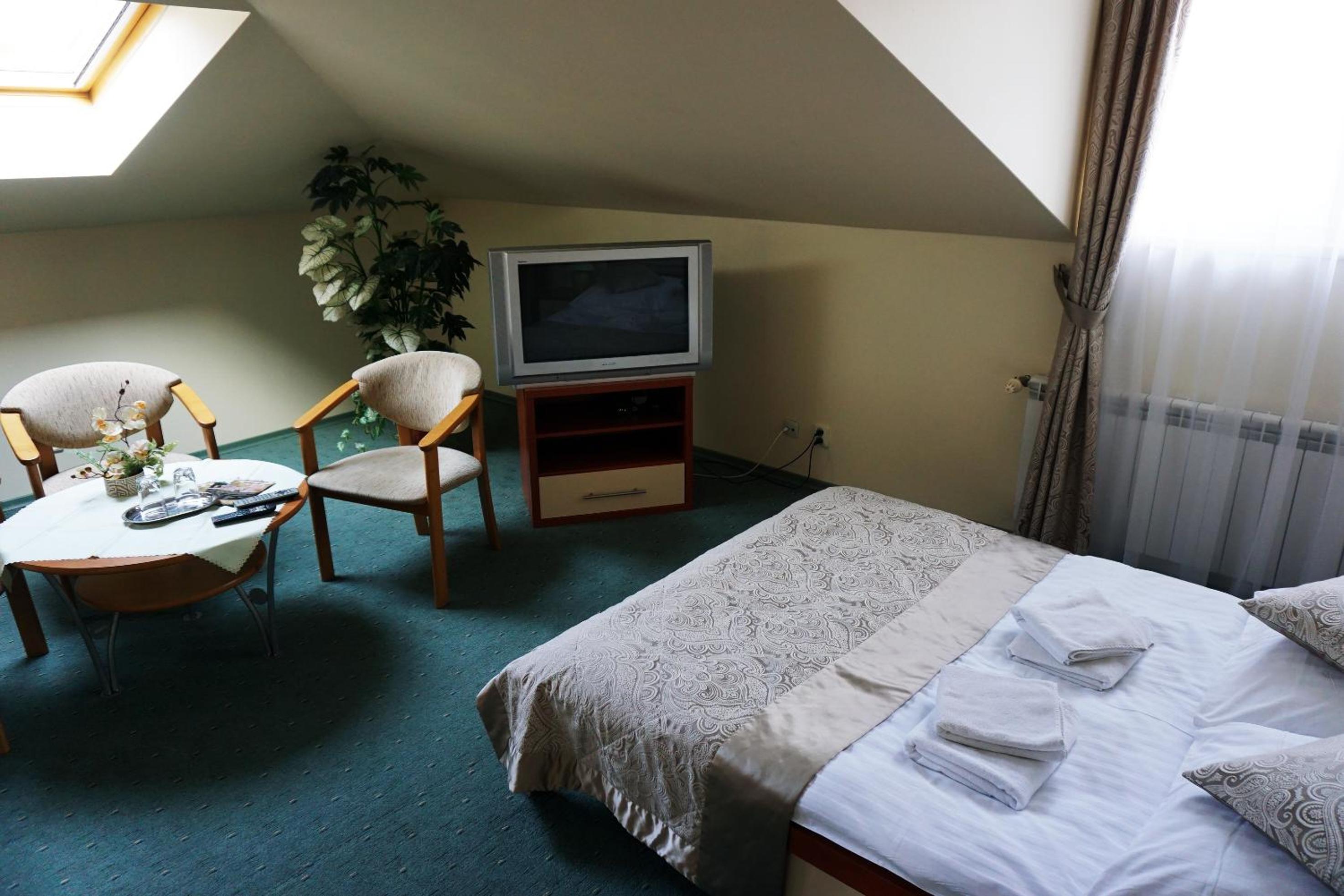 Triple Room - Photo 3