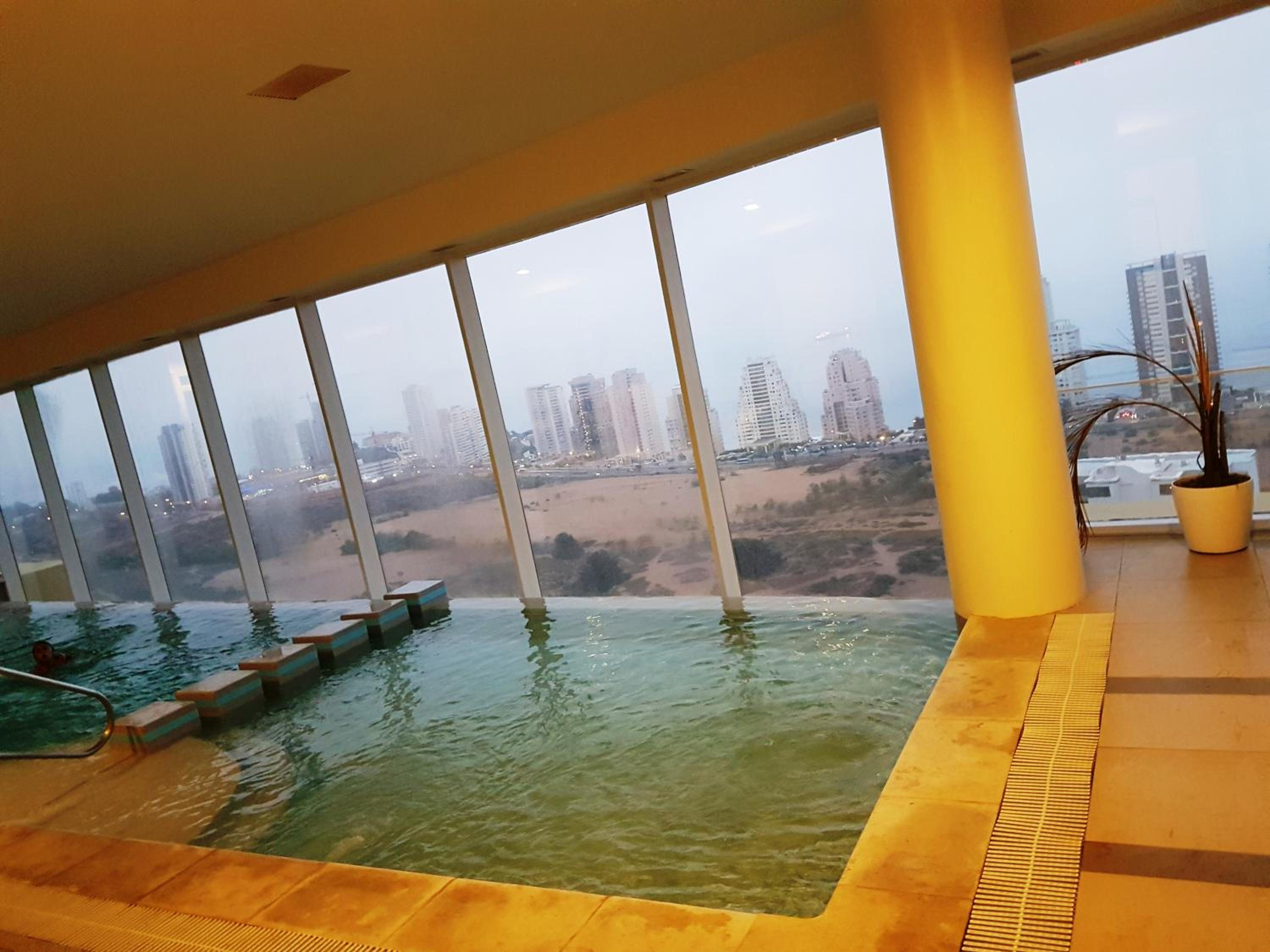 Apartment with Terrace photo 1