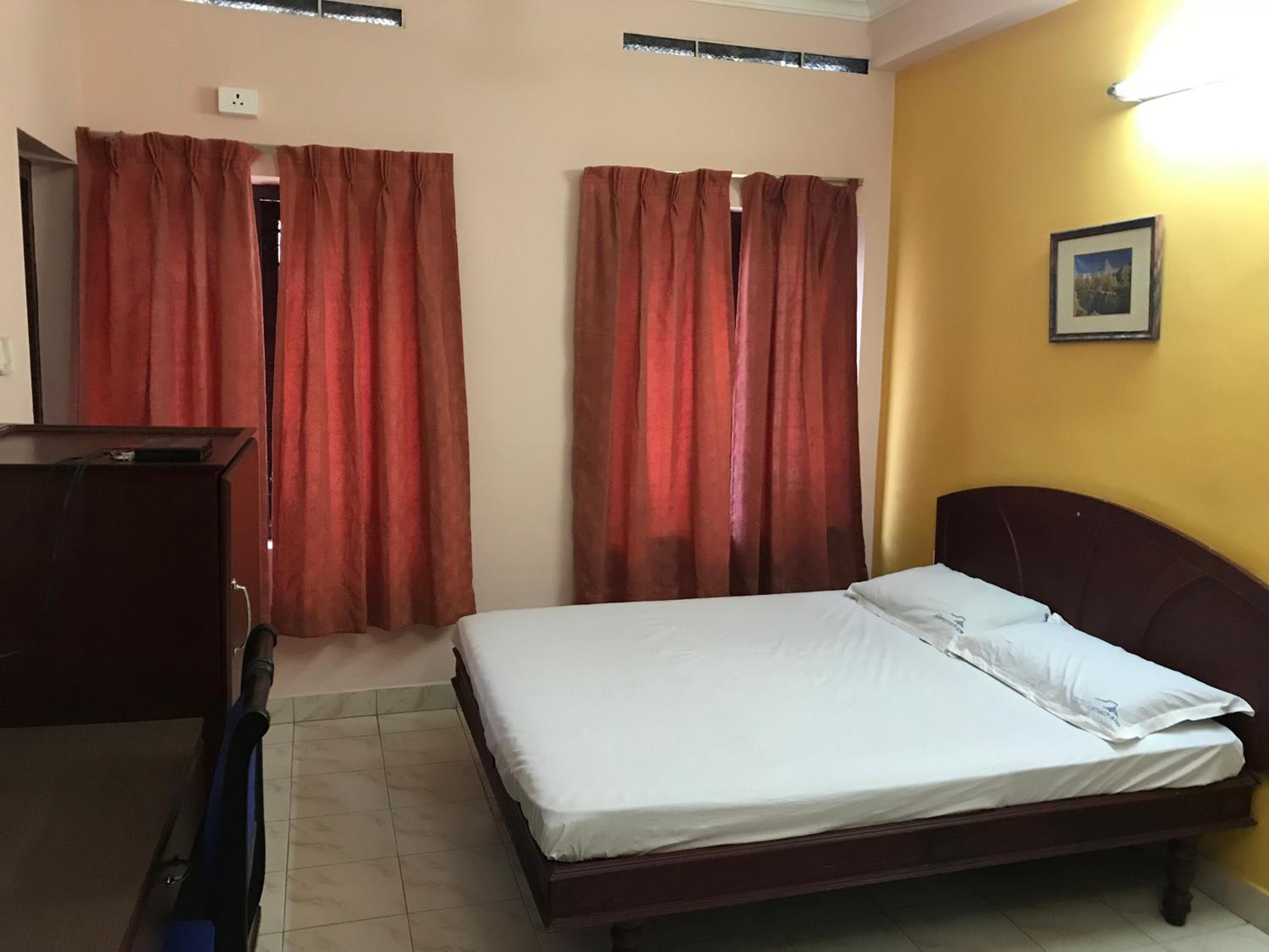 Budget Double Room photo 2