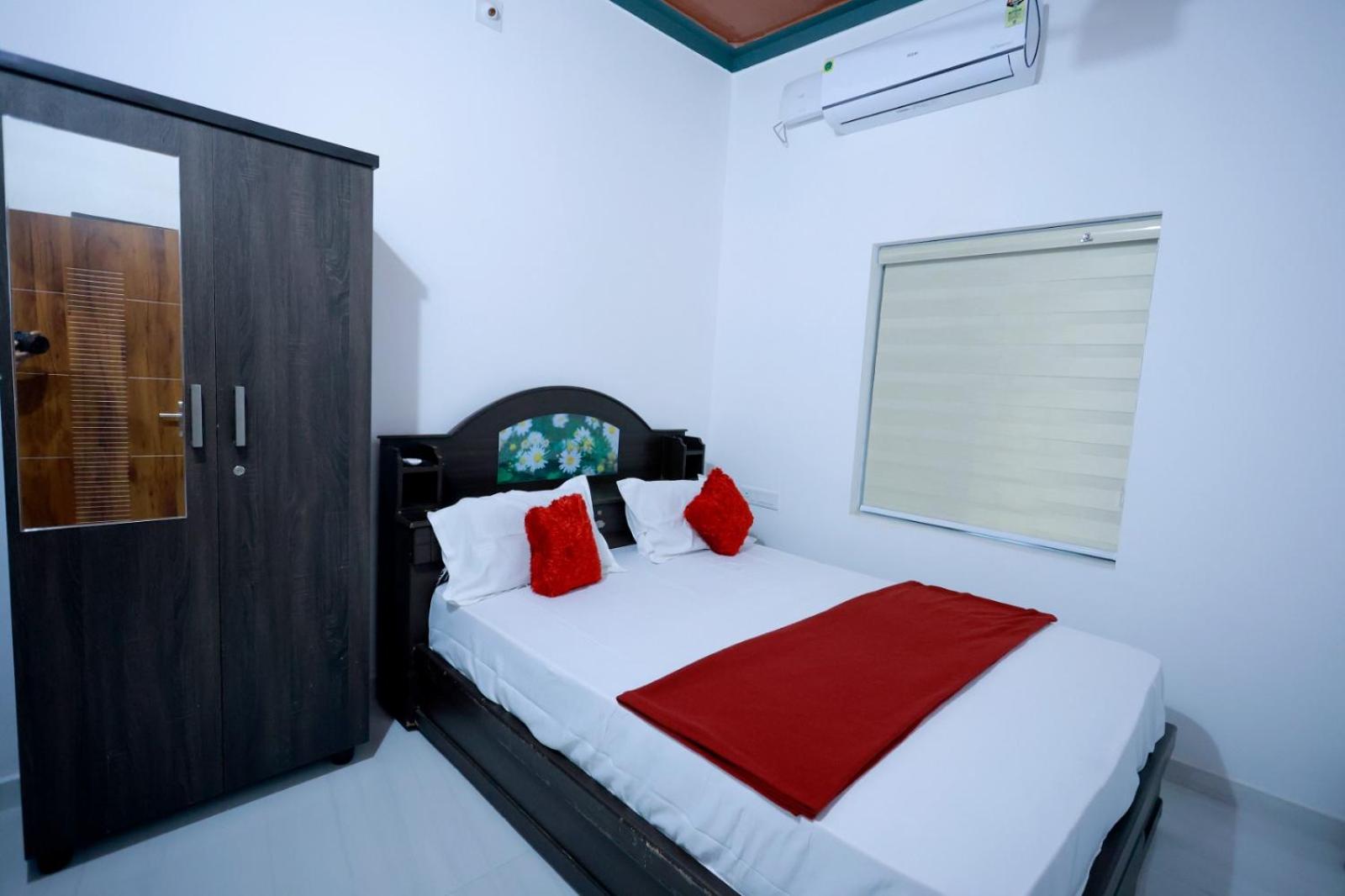 Deluxe Double Room photo 2