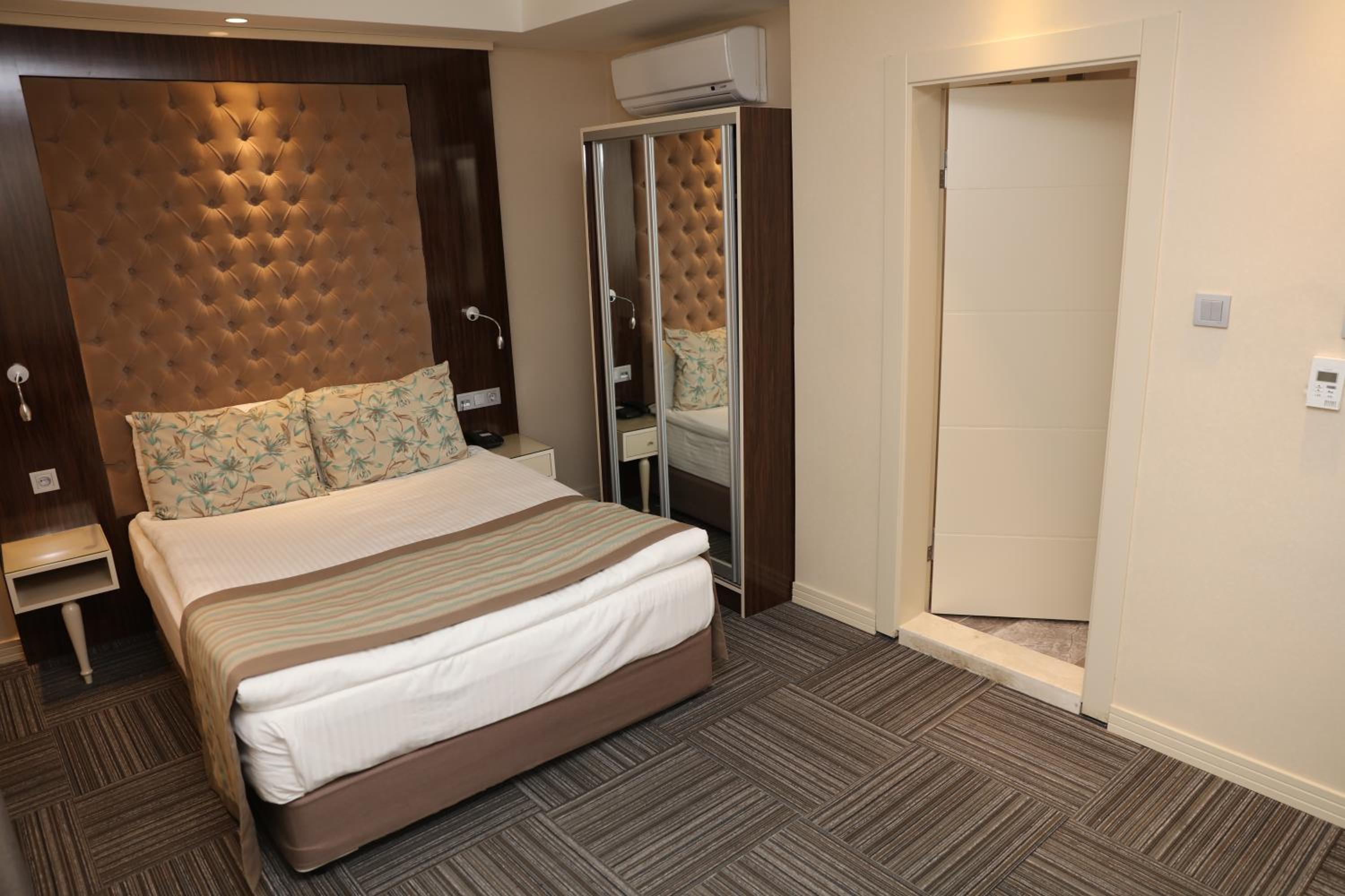 Single Room