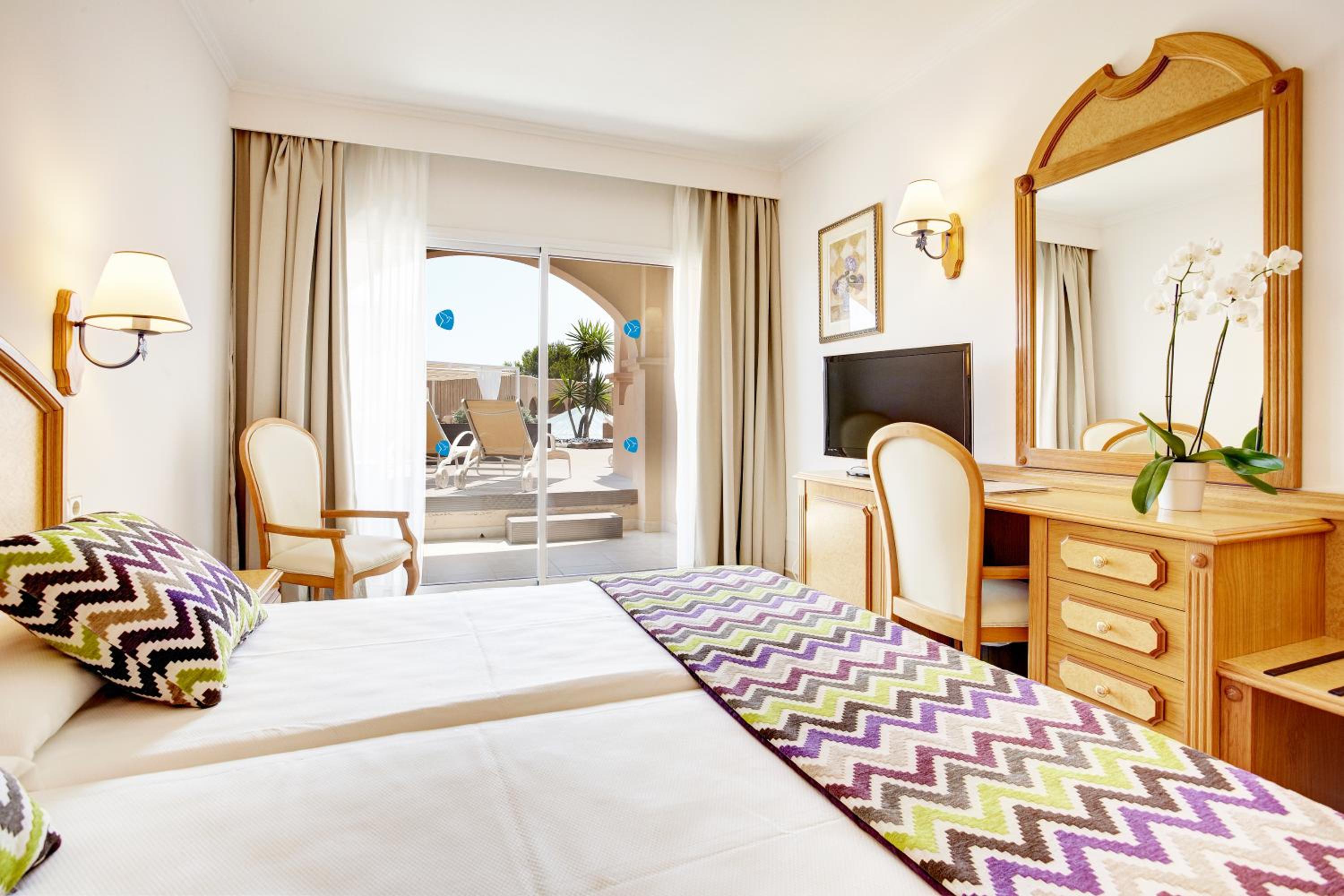 Superior Double Room with Terrace - Photo 2