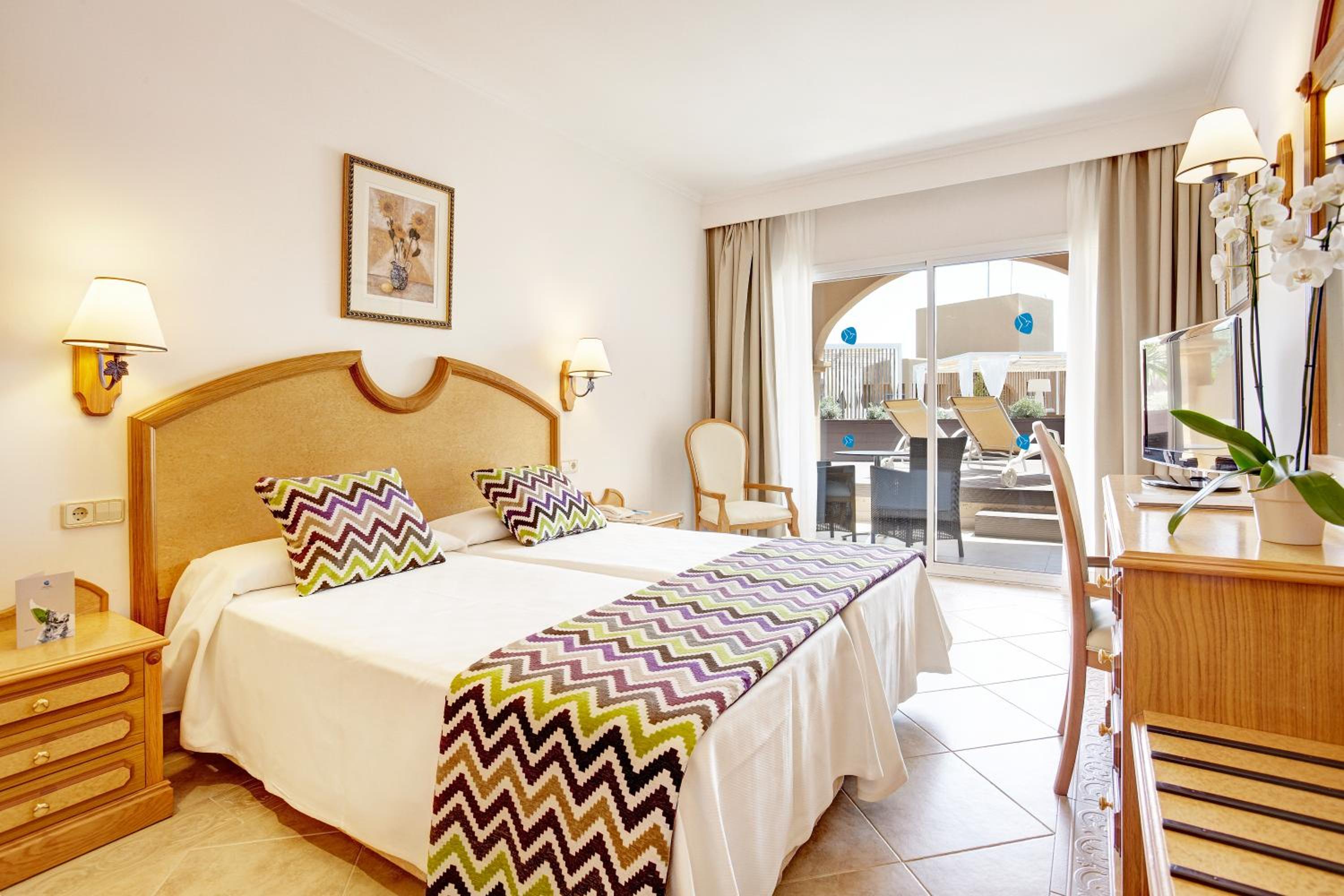 Superior Double Room with Terrace - Photo 4